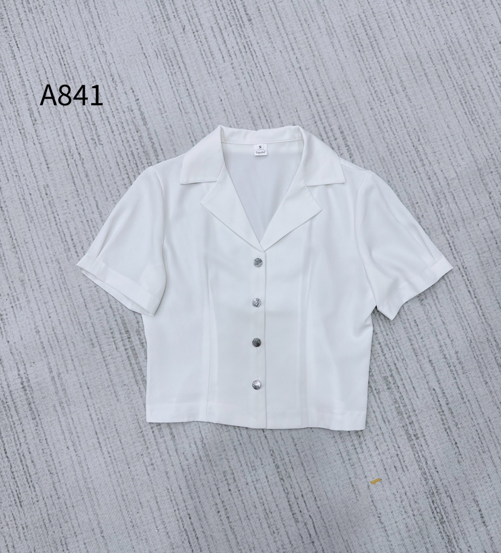 A841 áo ngắn tay cổ vest cúc bạc