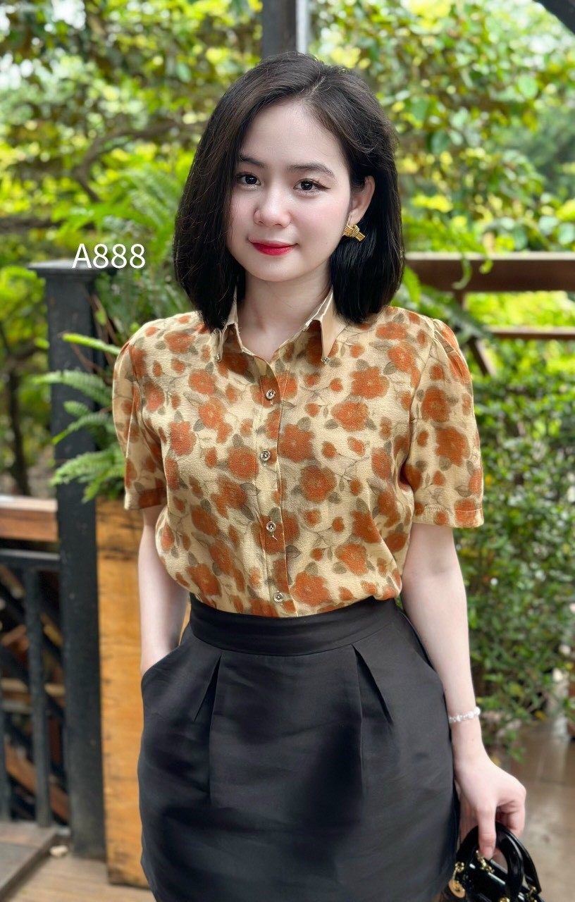 A888 Áo sơ mi hoa cổ đính đá