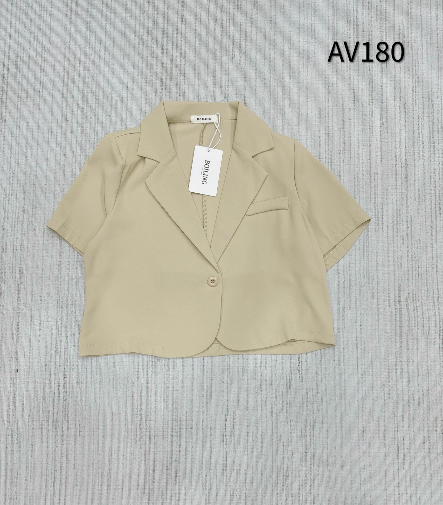 AV180 Áo vest túi giả cổ K