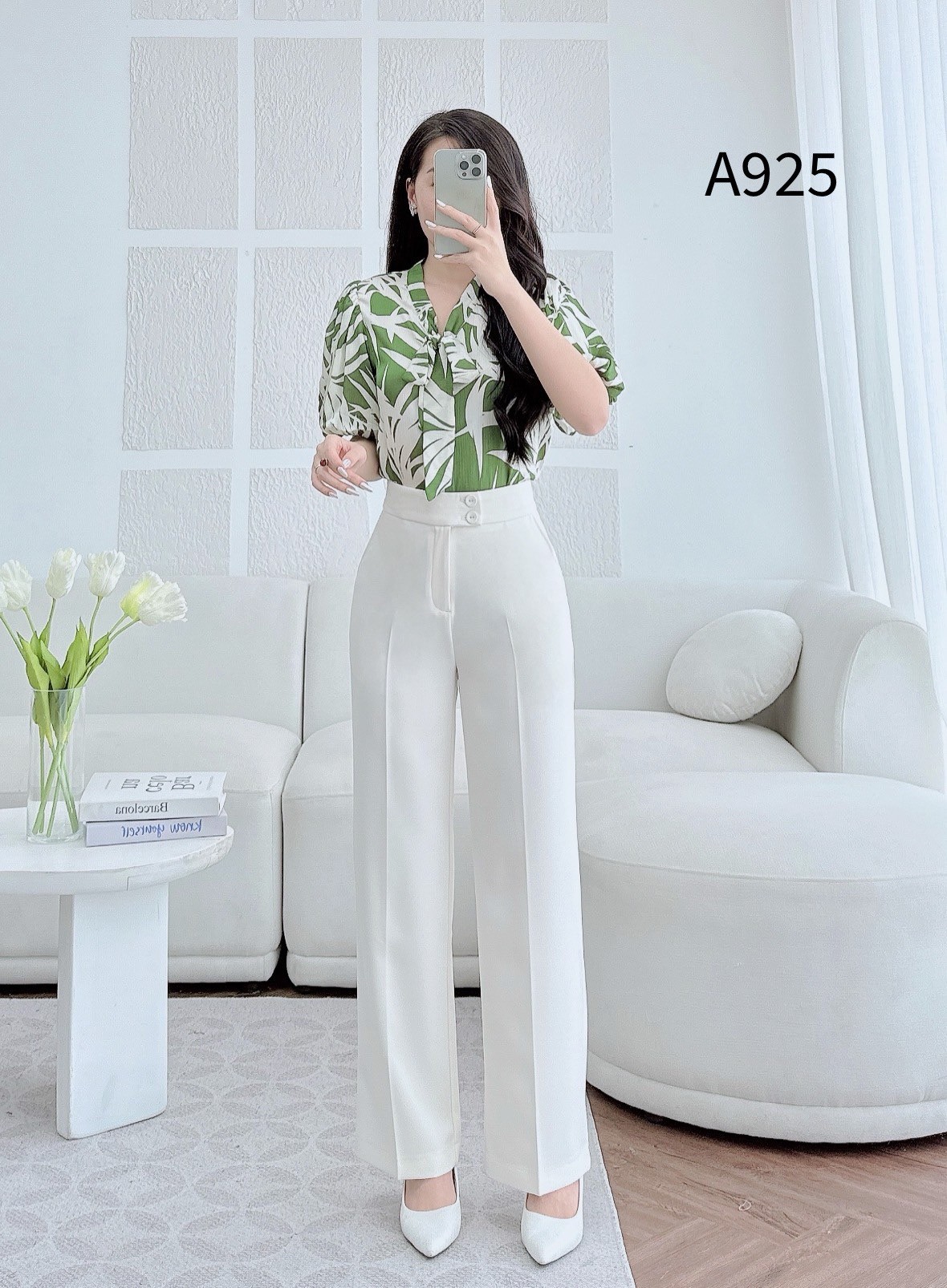 A925 áo tay bồng cổ nơ