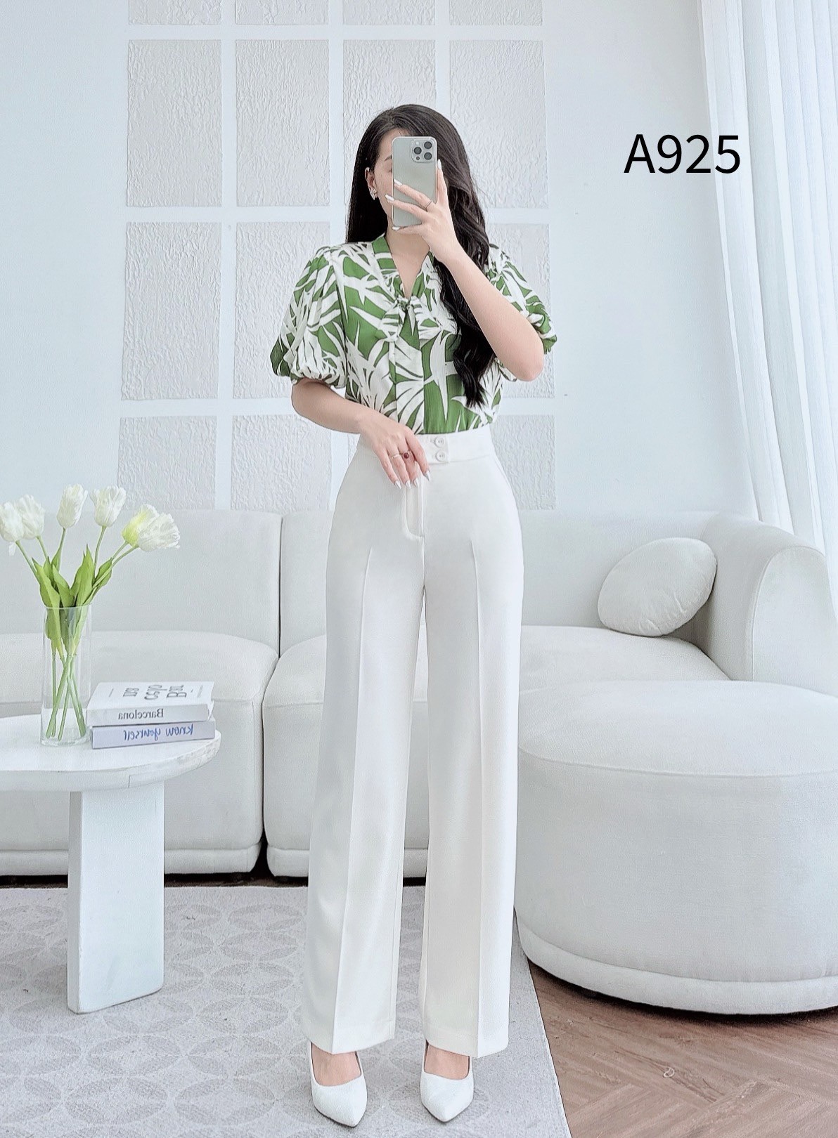 A925 áo tay bồng cổ nơ