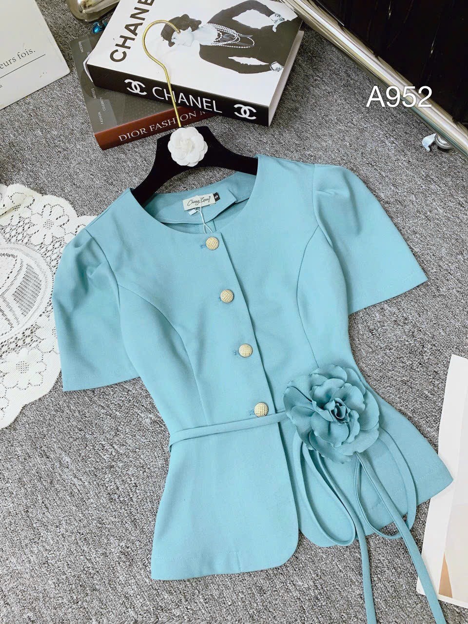 A952 áo peplum tag hoa