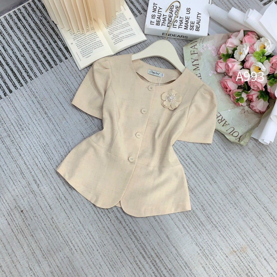 A993 Áo peplum tag hoa đá