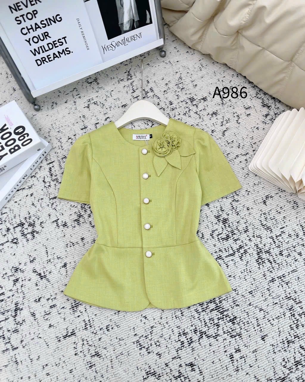 A986 Áo peplum hai hoa lá cổ