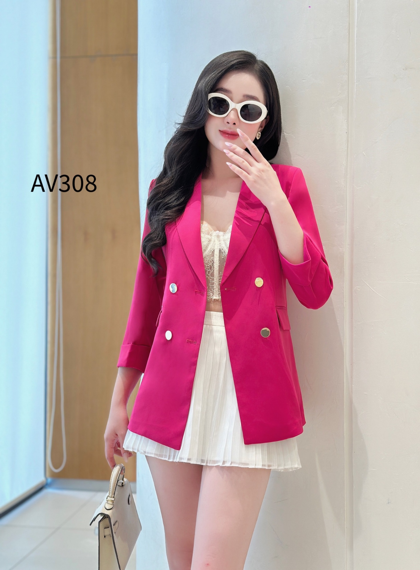 AV308 áo vest 4 cúc vàng cổ vếch