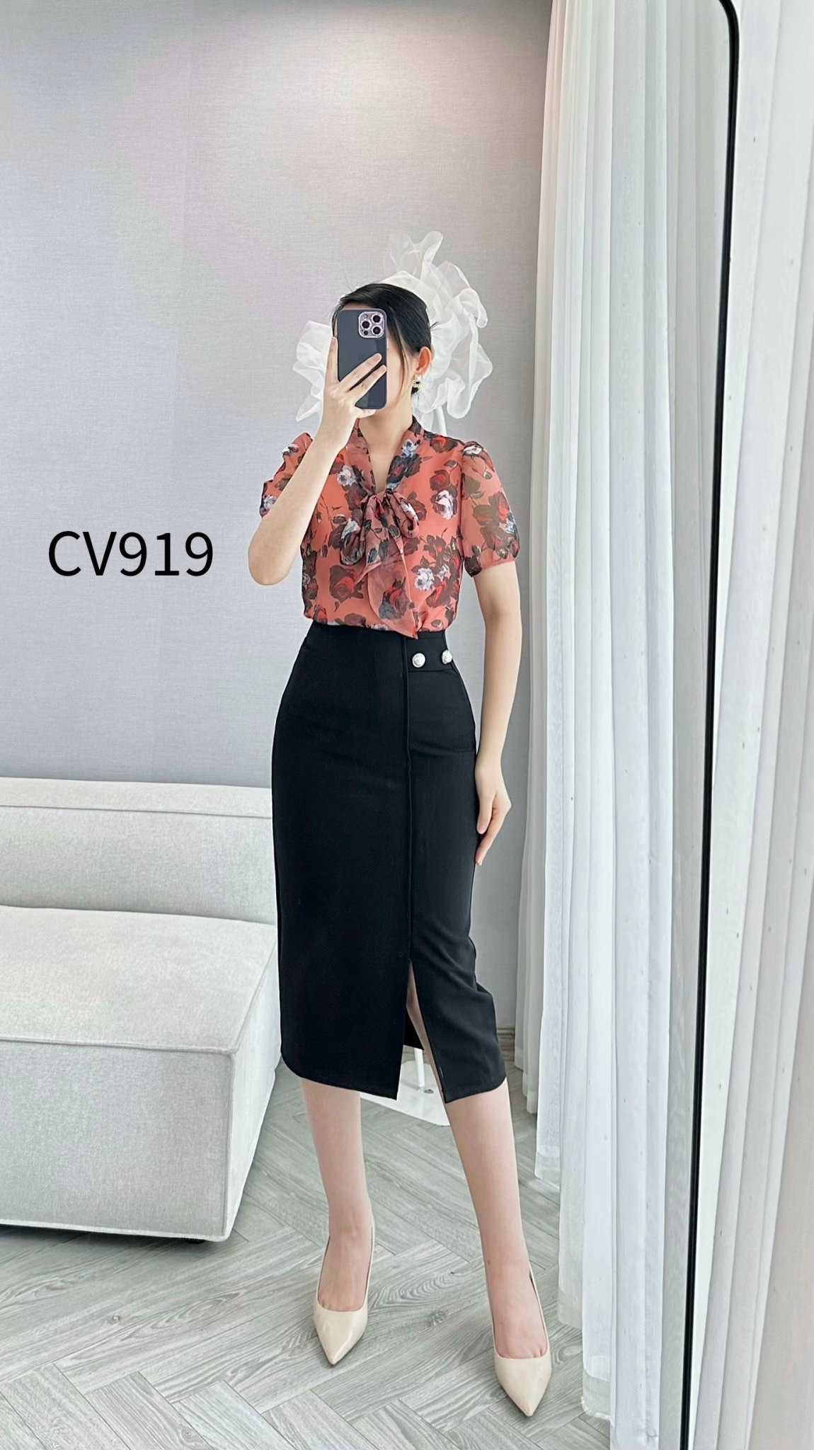 CV919 Chân váy ôm xẻ trước cúc ngọc