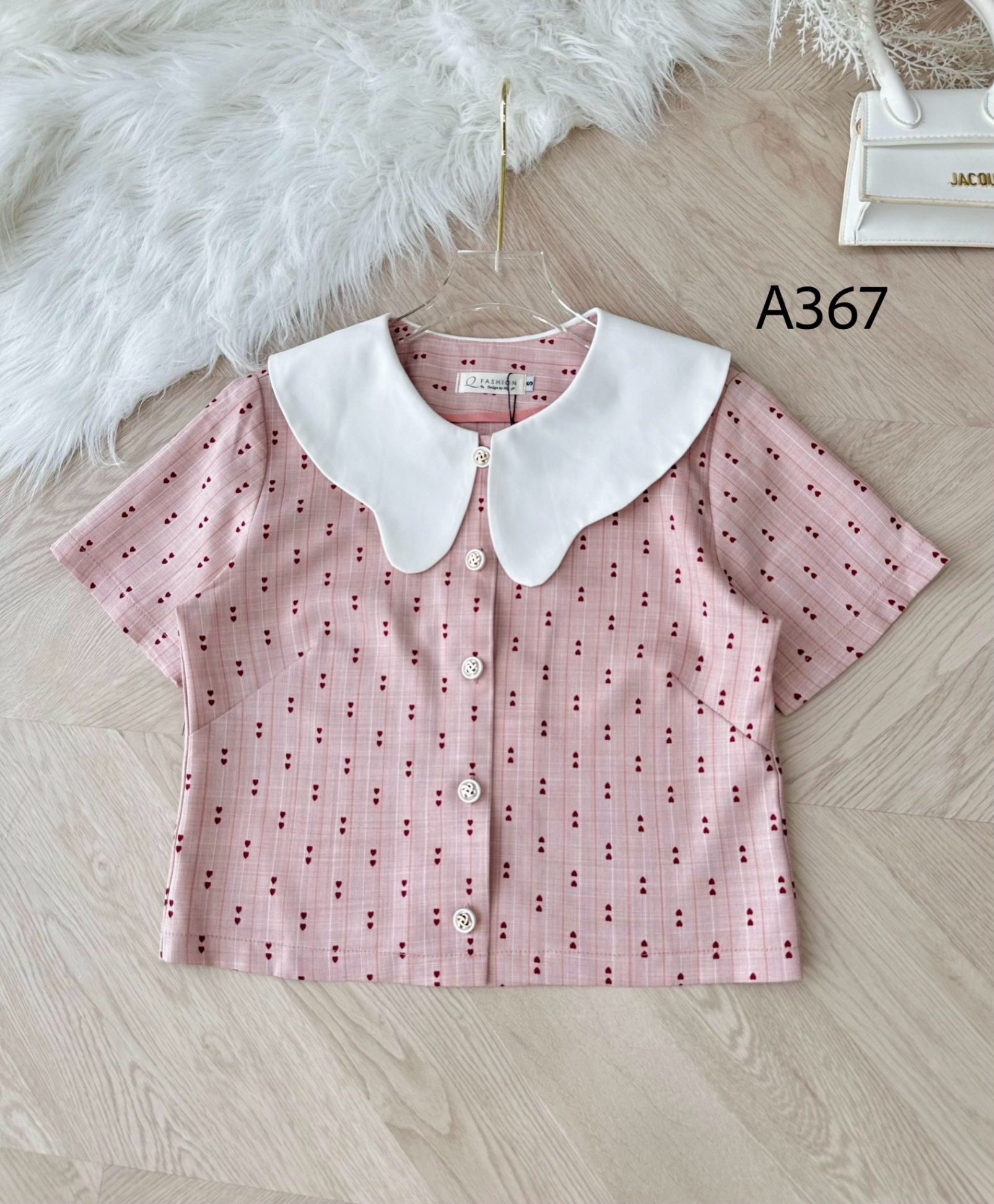 A367 Áo peplum tim cổ bướm trắng