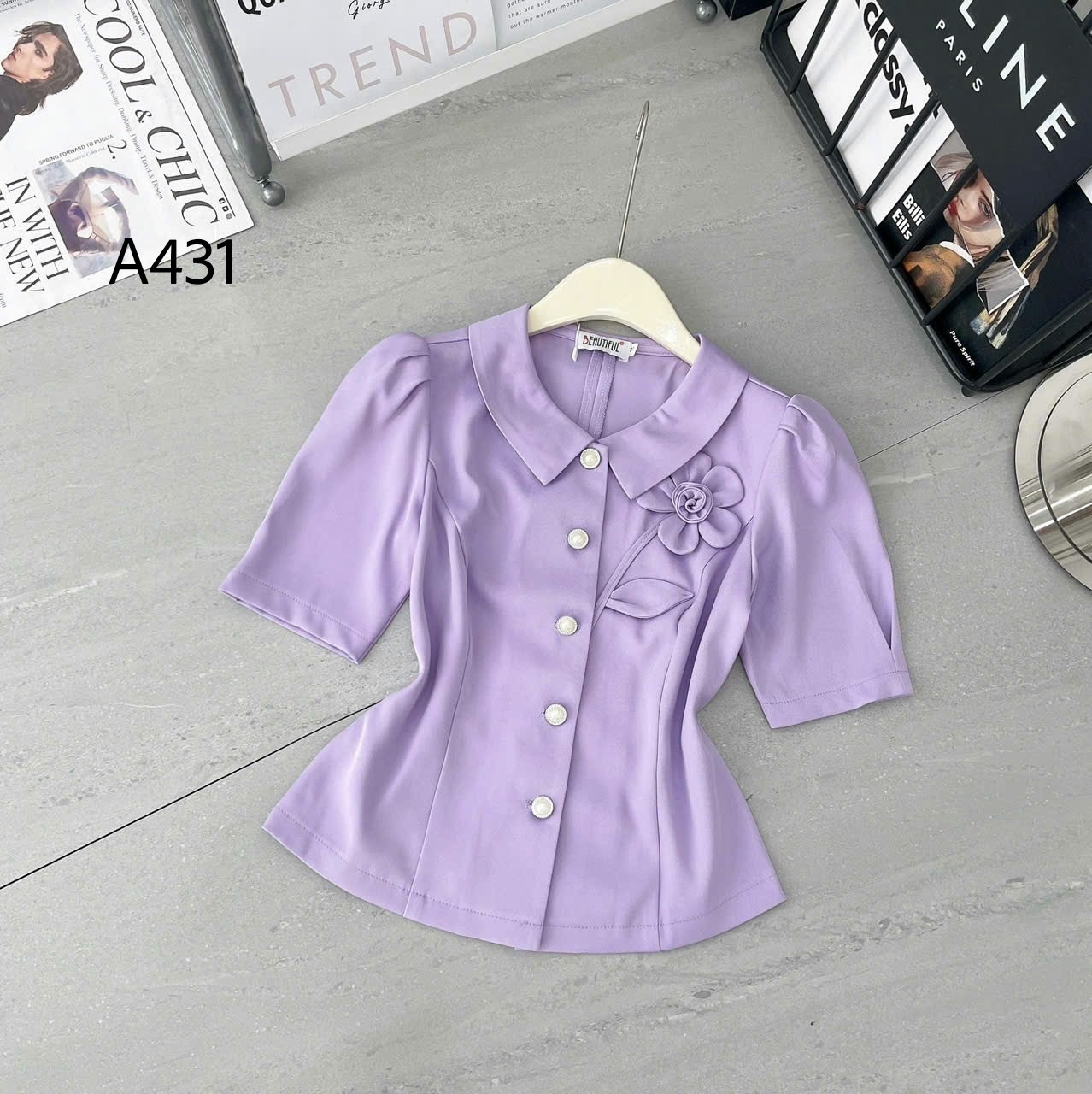 A431 áp peplum gắn hoa