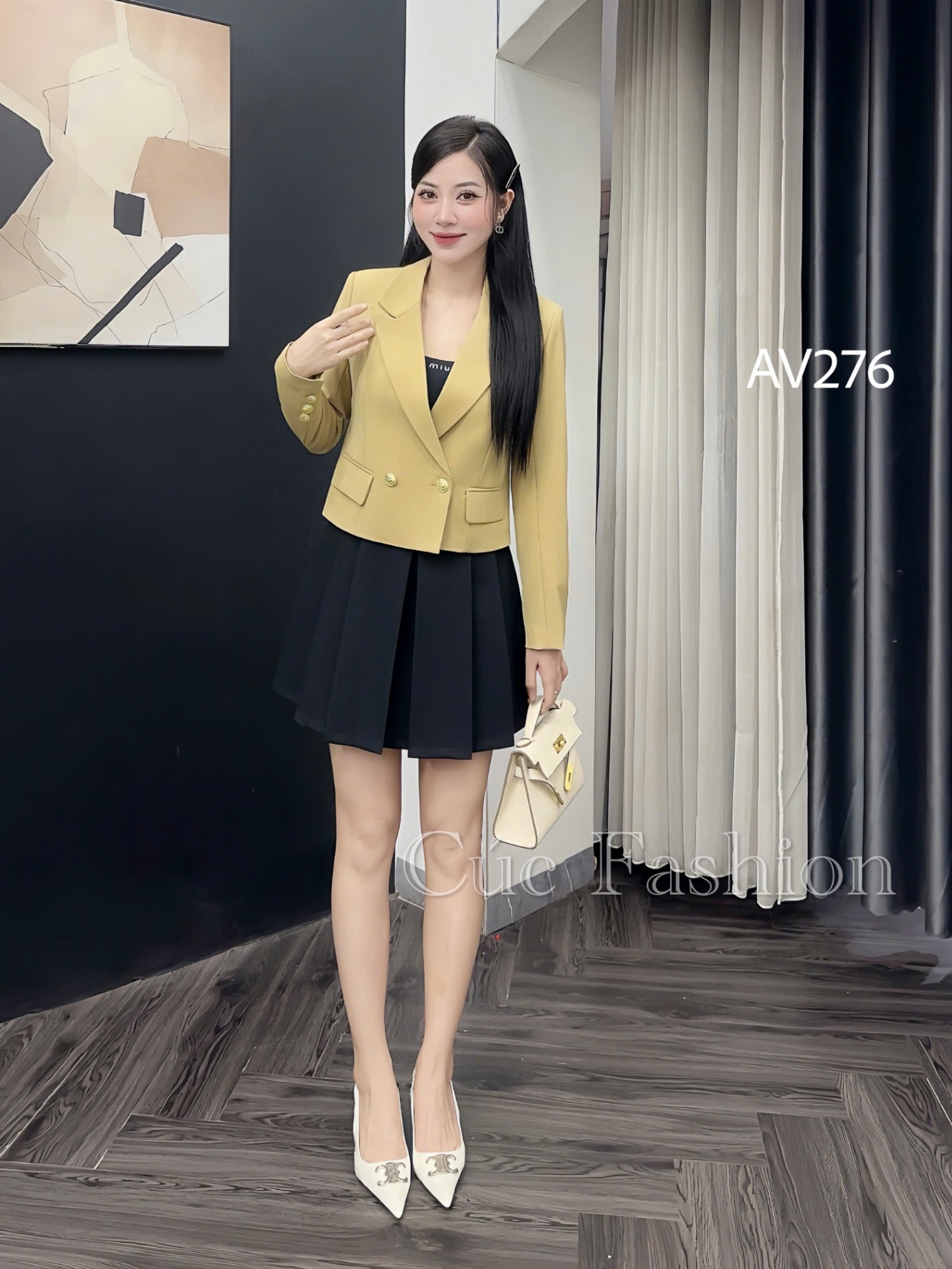 AV276 vest lỡ cổ vếch cúc vàng