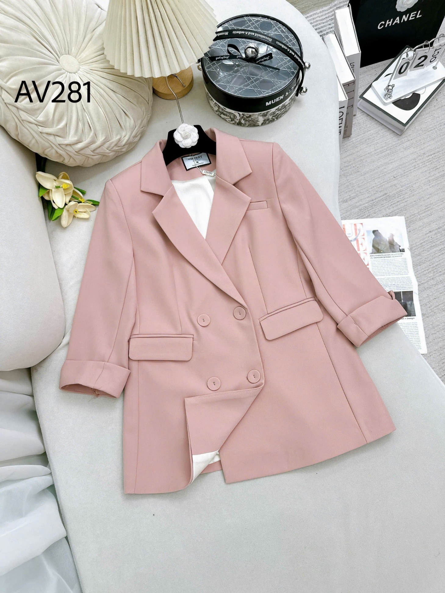 AV281 áo blazer 4 cúc bọc tay sắn