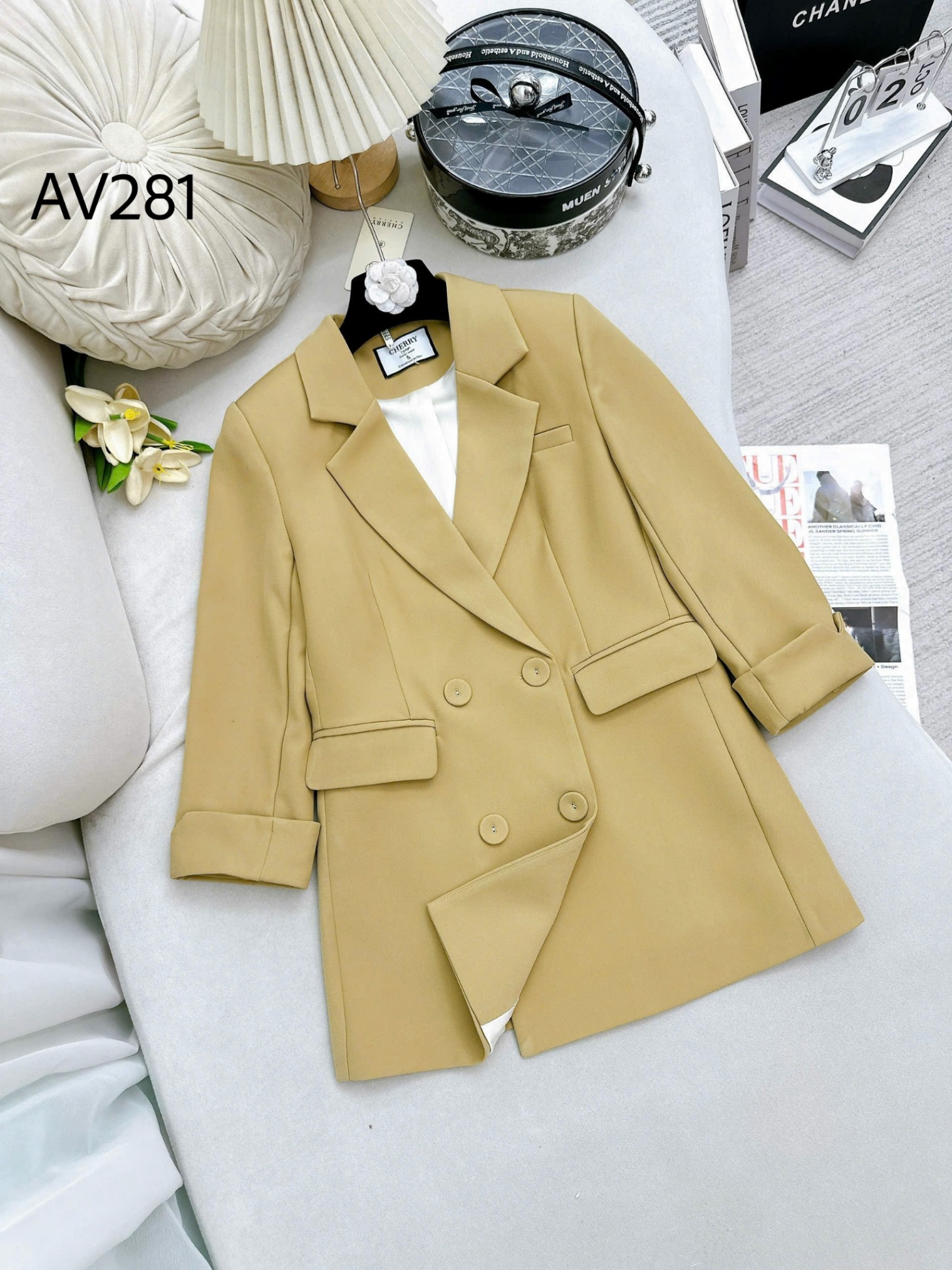 AV281 áo blazer 4 cúc bọc tay sắn