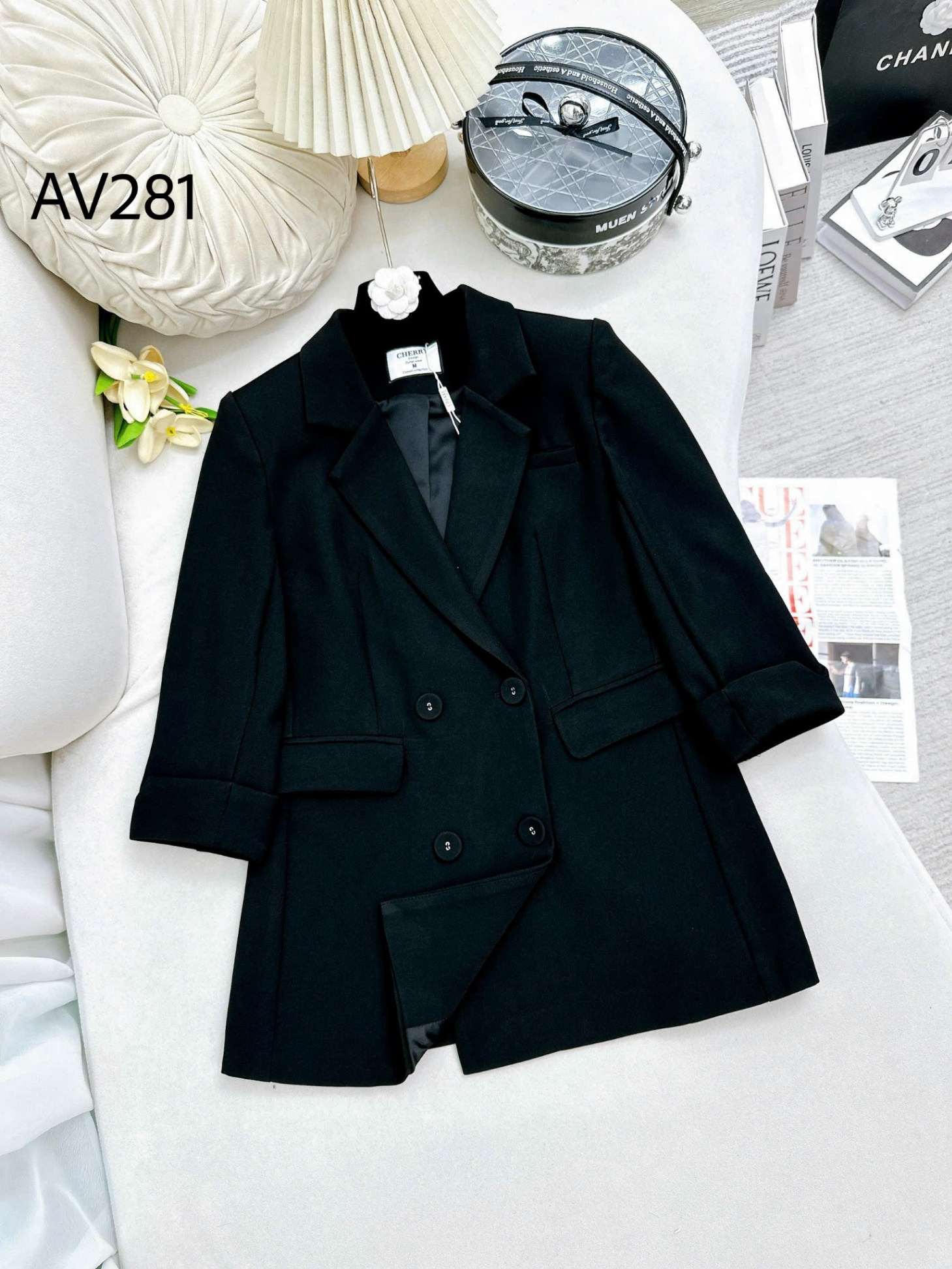 AV281 áo blazer 4 cúc bọc tay sắn