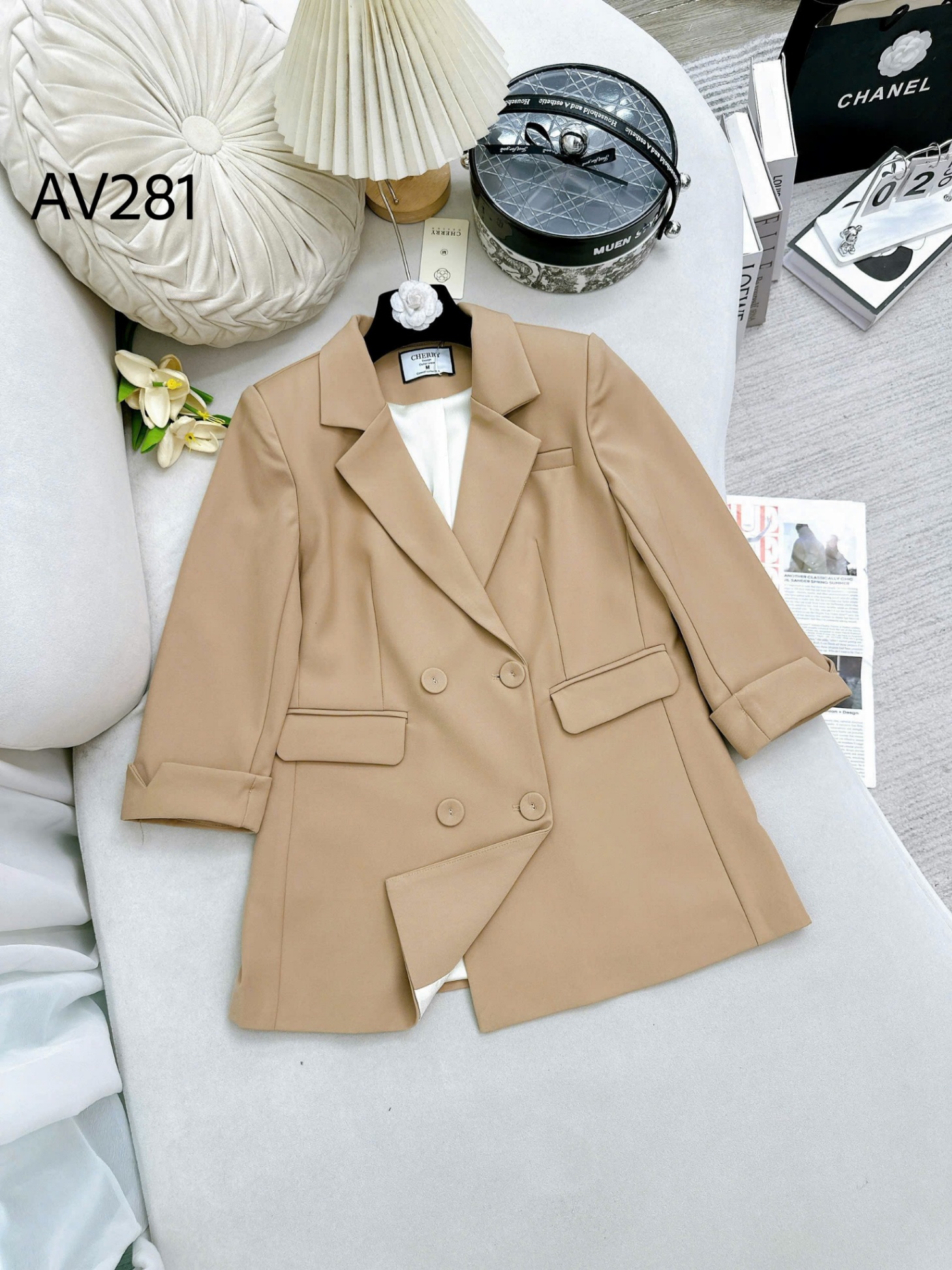 AV281 áo blazer 4 cúc bọc tay sắn