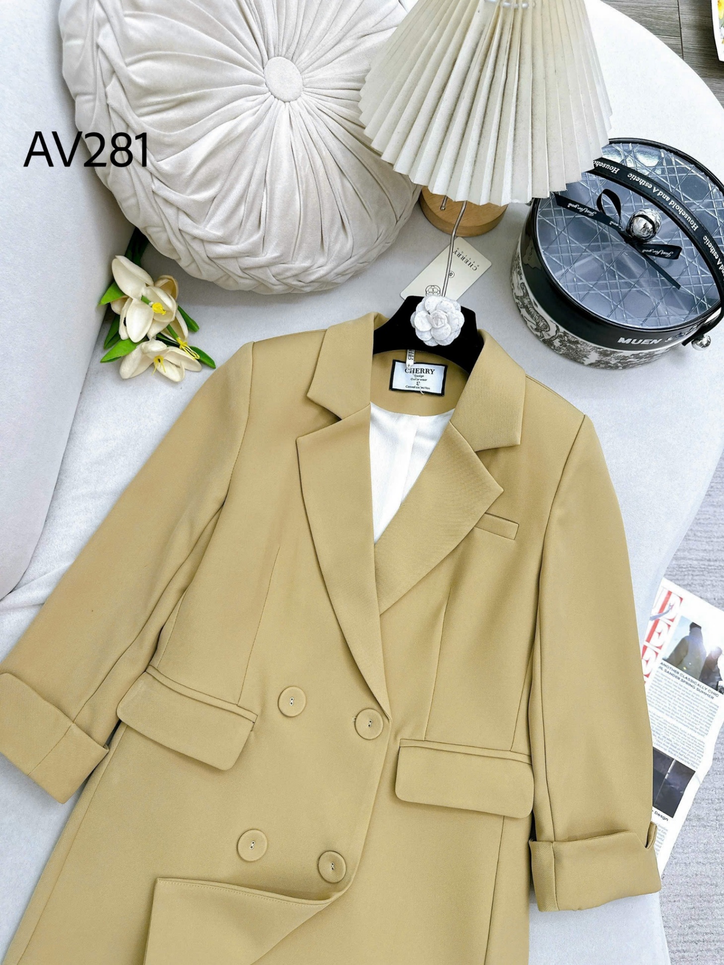 AV281 áo blazer 4 cúc bọc tay sắn