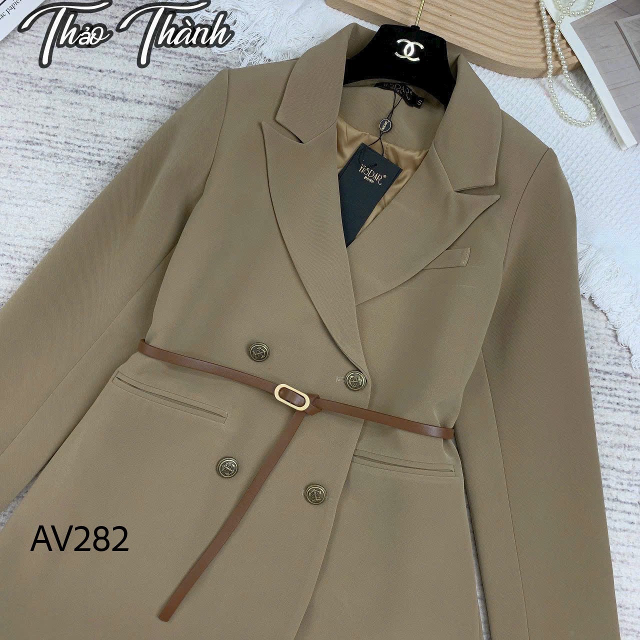 AV282 Blazer cổ vếch 2 cúc đồng