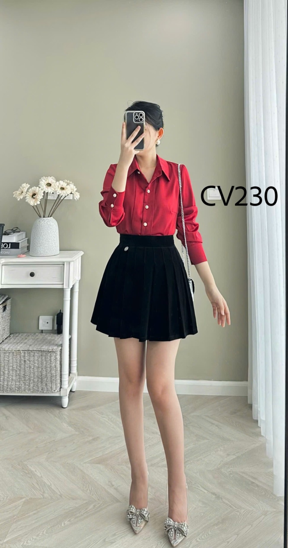 CV230 Chân váy nhung ngắn xếp ly