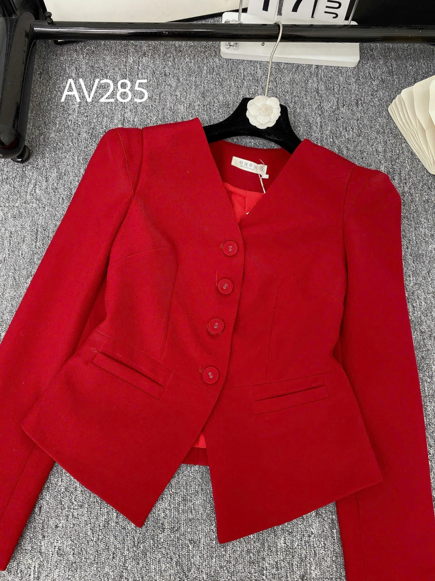 AV285 Áo vest vạt nhọn túi cơi