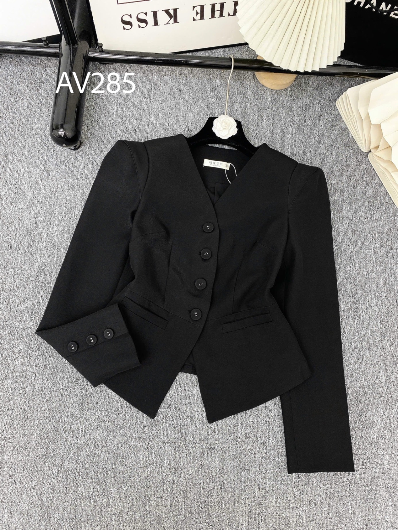 AV285 Áo vest vạt nhọn túi cơi