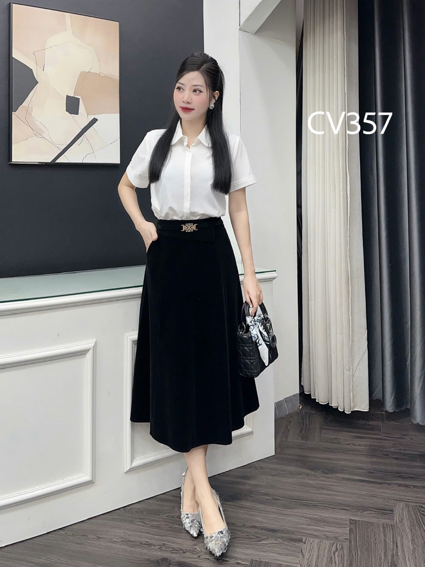 CV357 Chân váy xòe nhung đai nhung