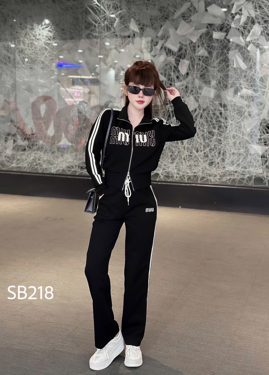 SB218 Sét quần xuông chữ miumiu