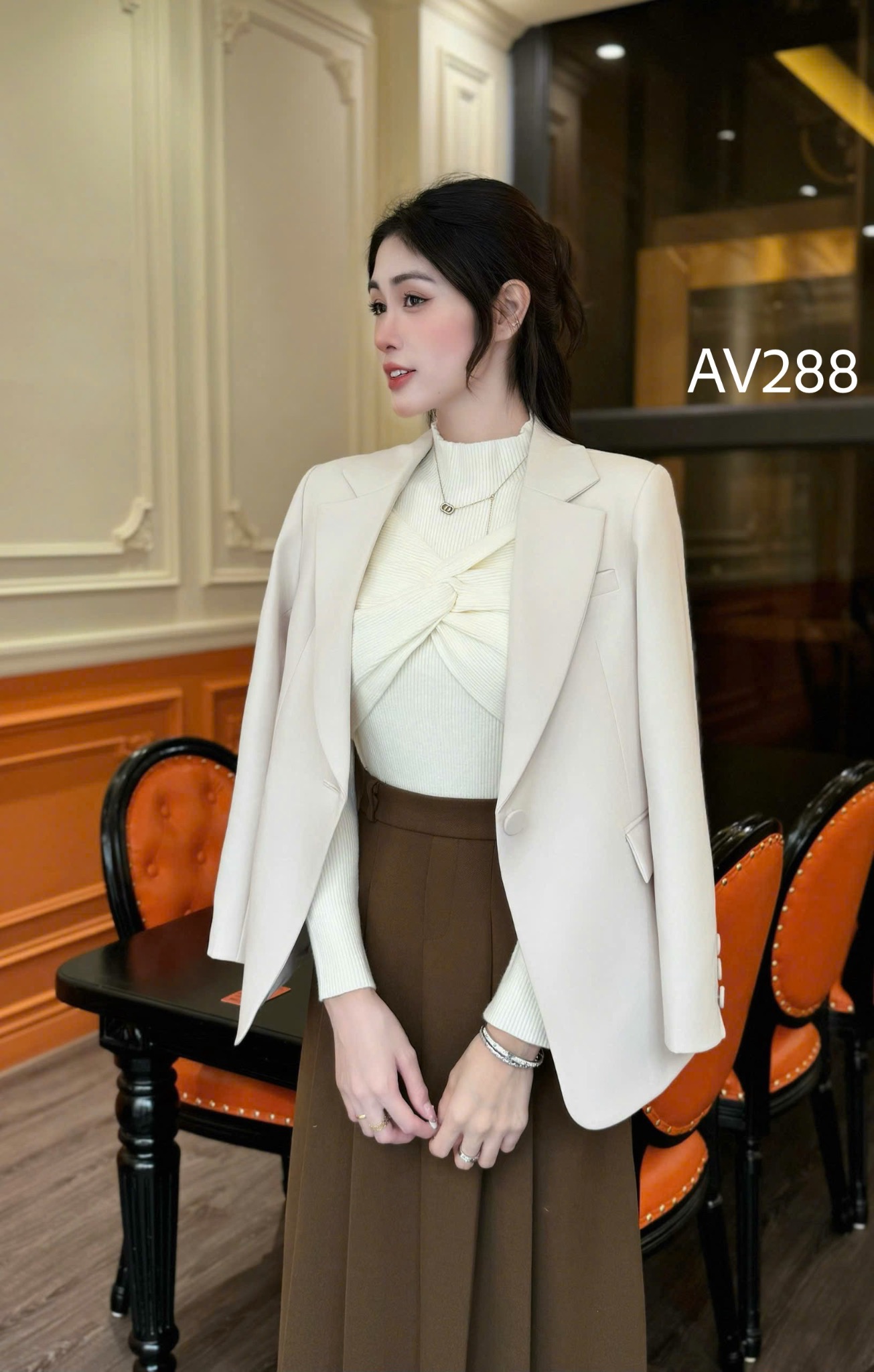 AV288 Áo vest 1 cúc cổ K