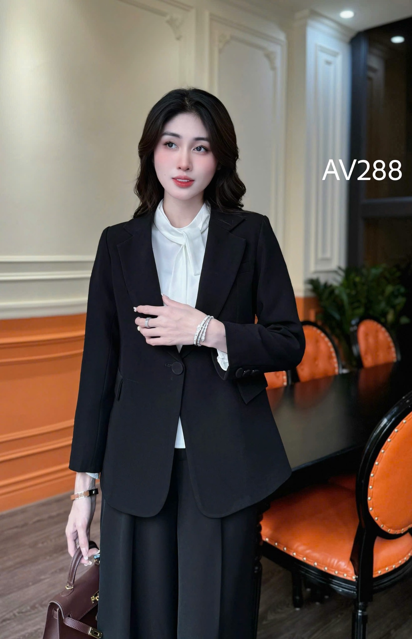 AV288 Áo vest 1 cúc cổ K