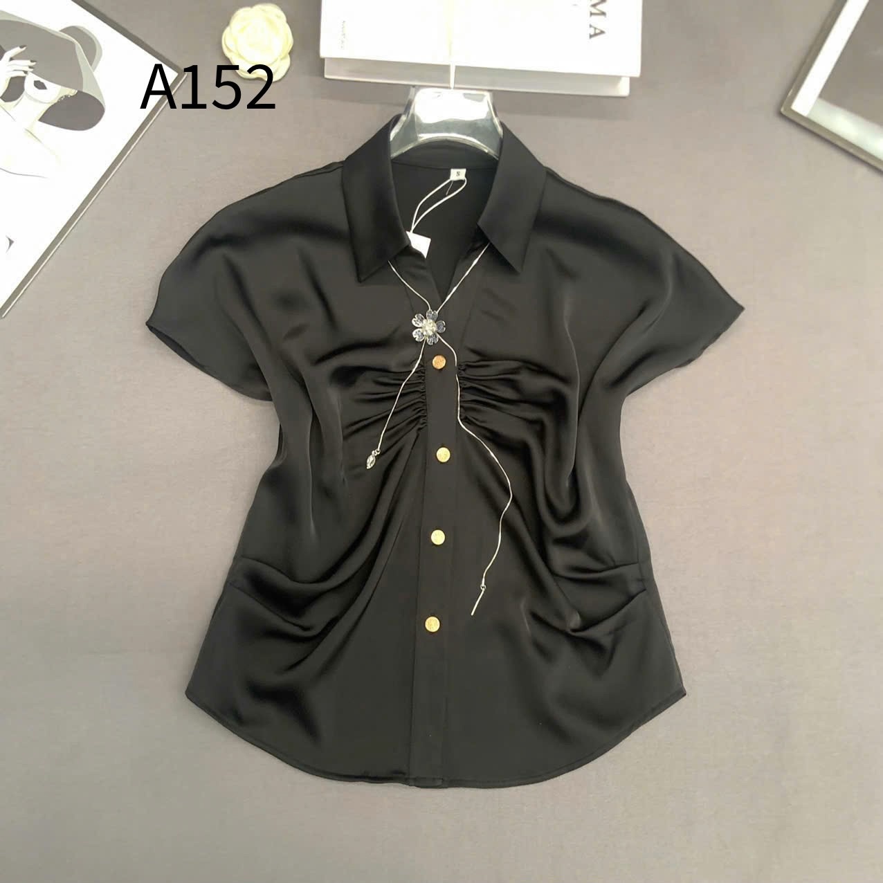 A152 Áo sơ mi lụa dúm ngực QCCC
