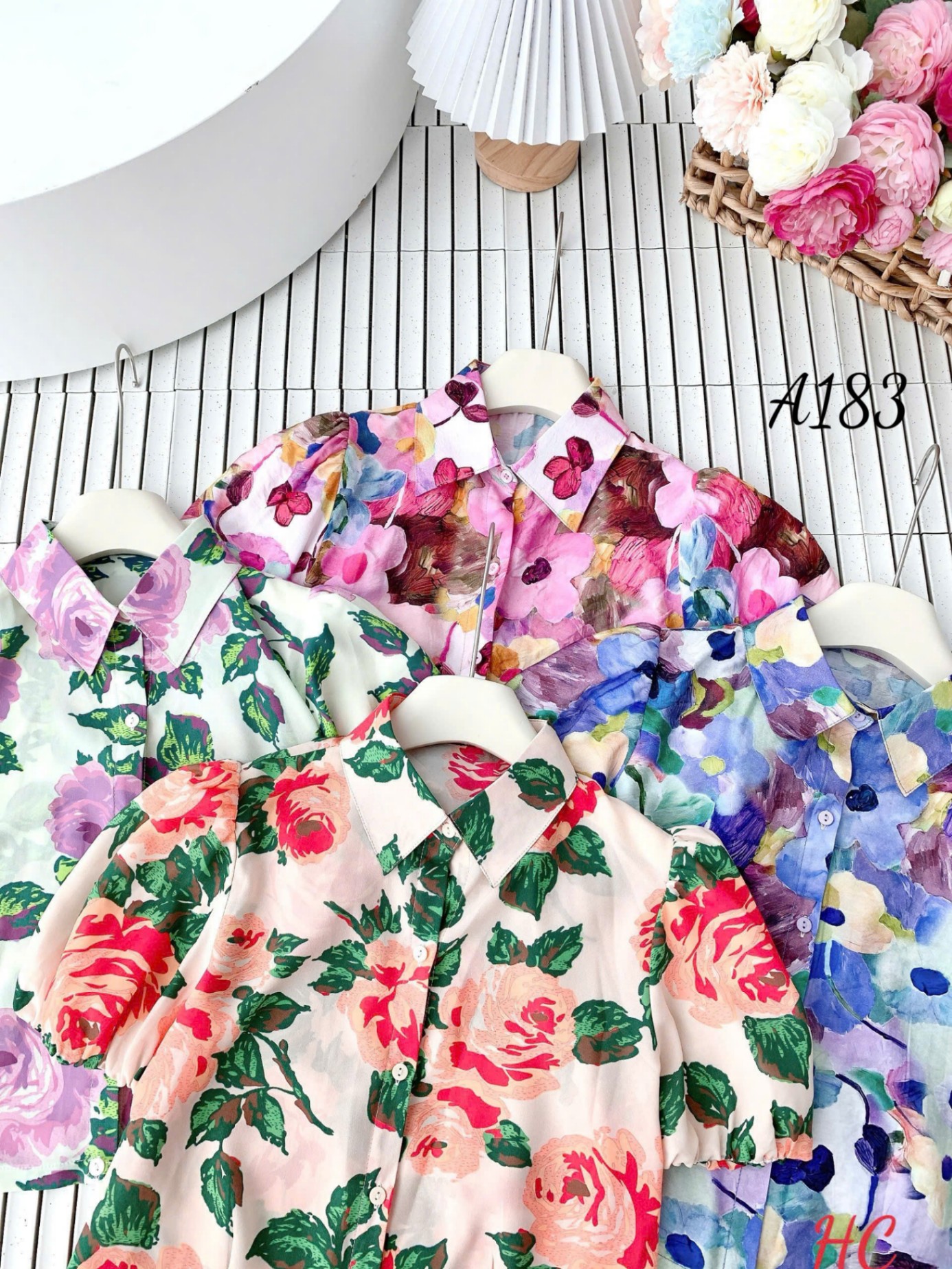 A183 Áo sơ mi hoa dáng lửng
