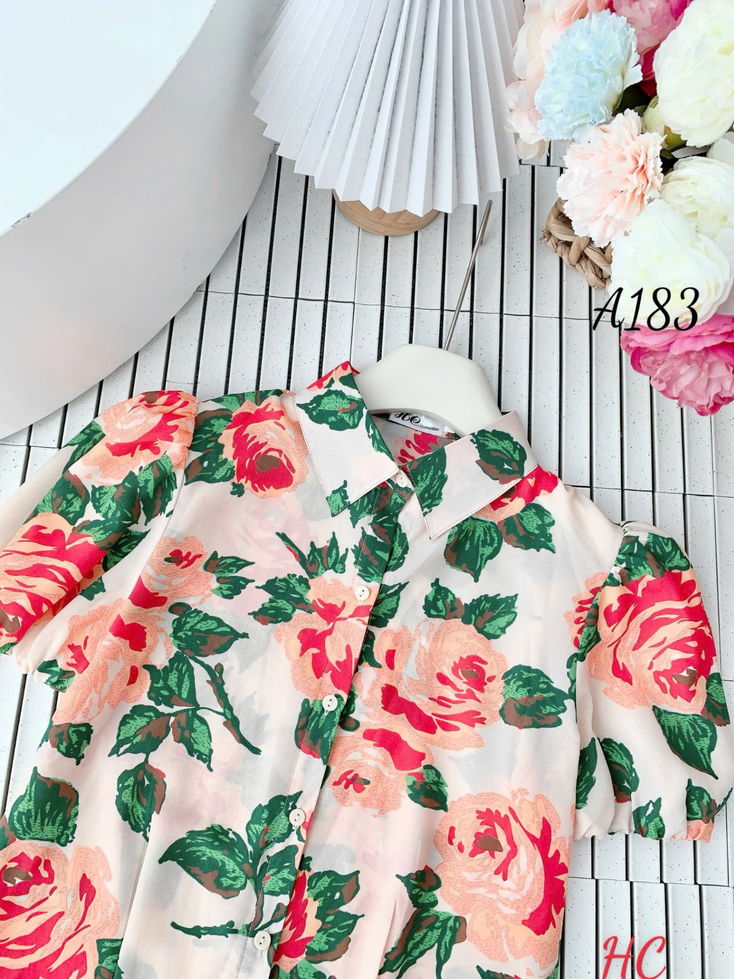 A183 Áo sơ mi hoa dáng lửng