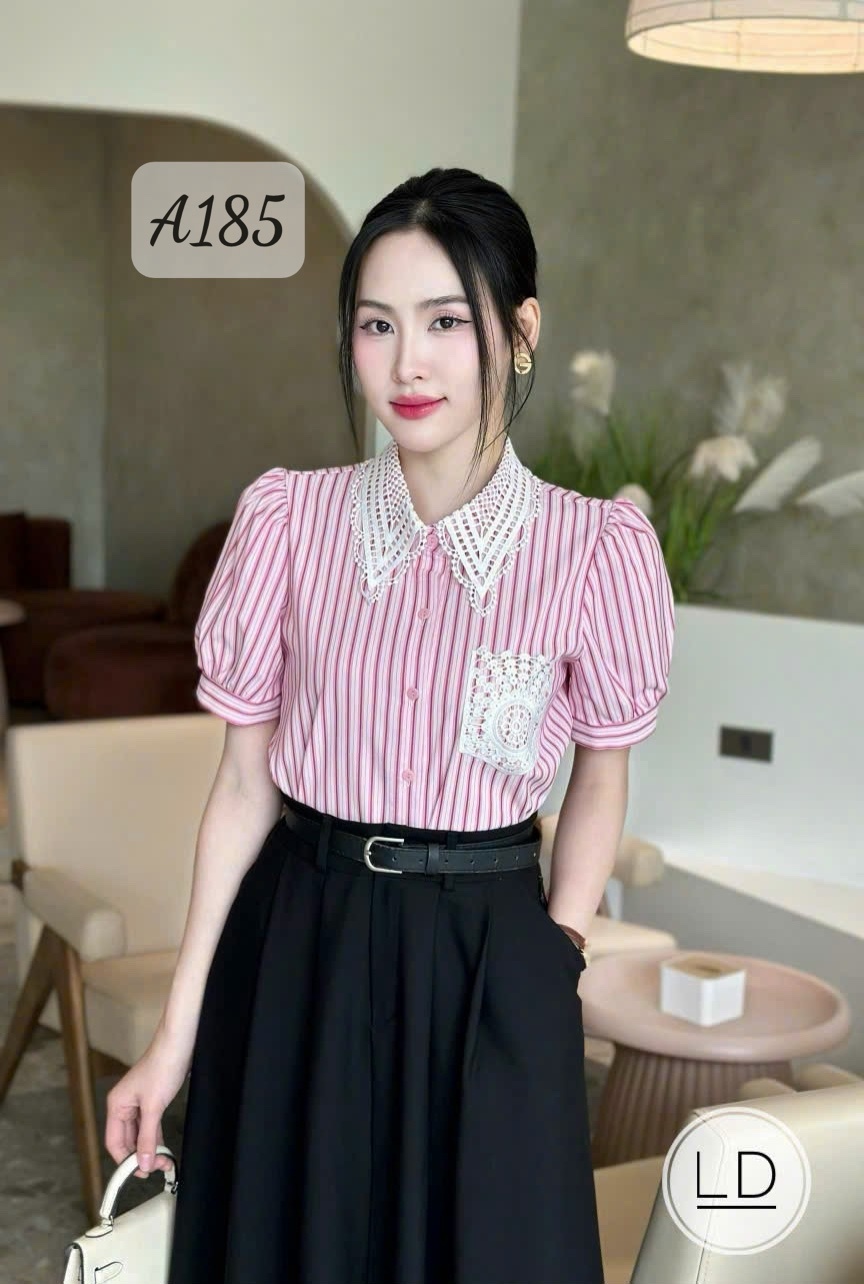 A185 Áo sơ mi kẻ ren cổ nhọn