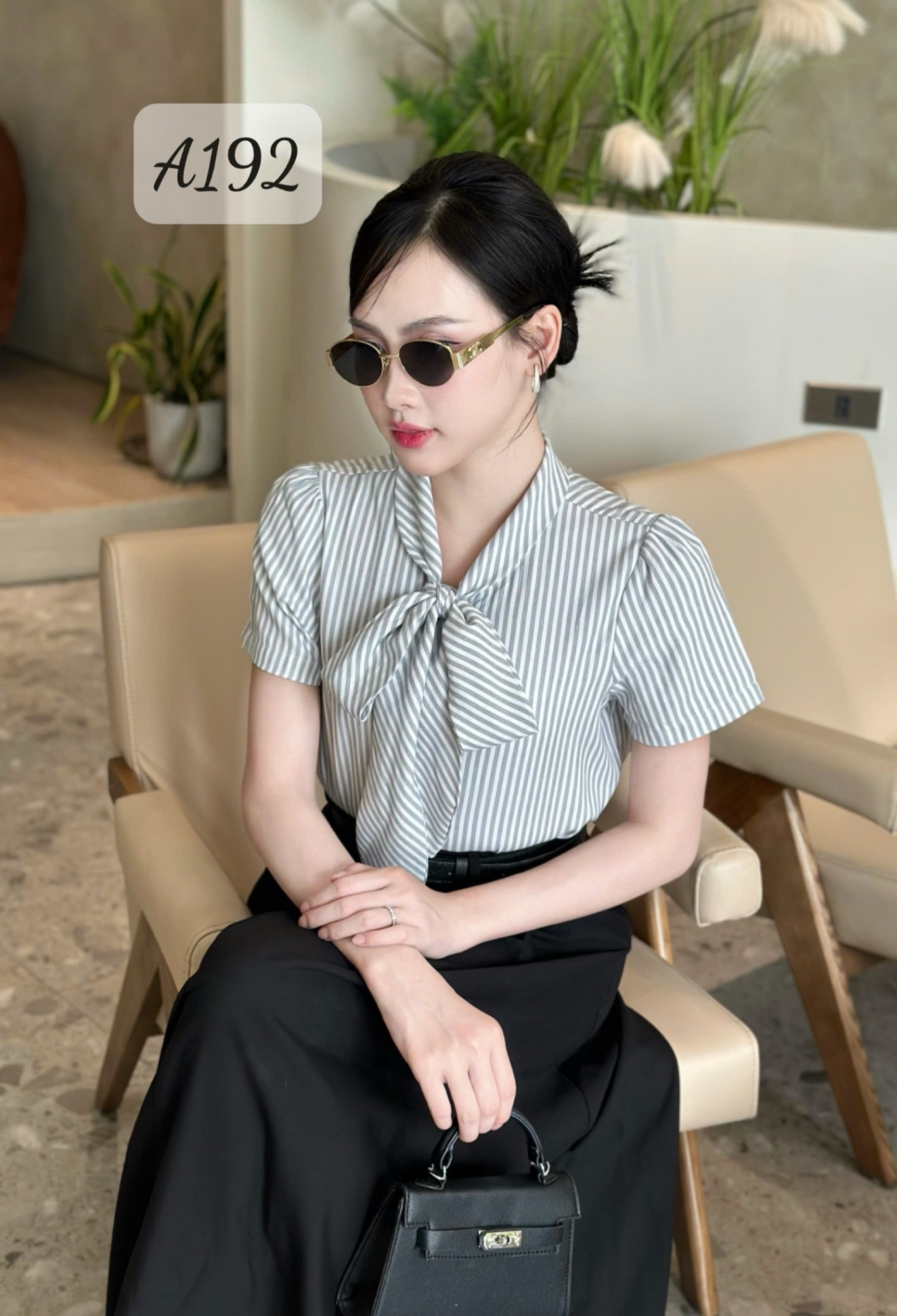 A192 Sơ mi kẻ thắt nơ bản to