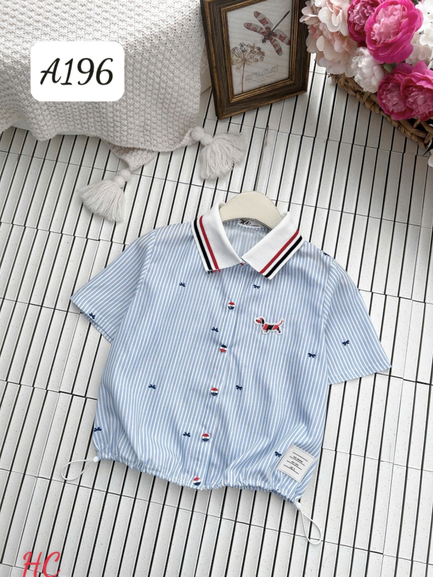A196 Áo sơ mi cổ kẻ thêu cún