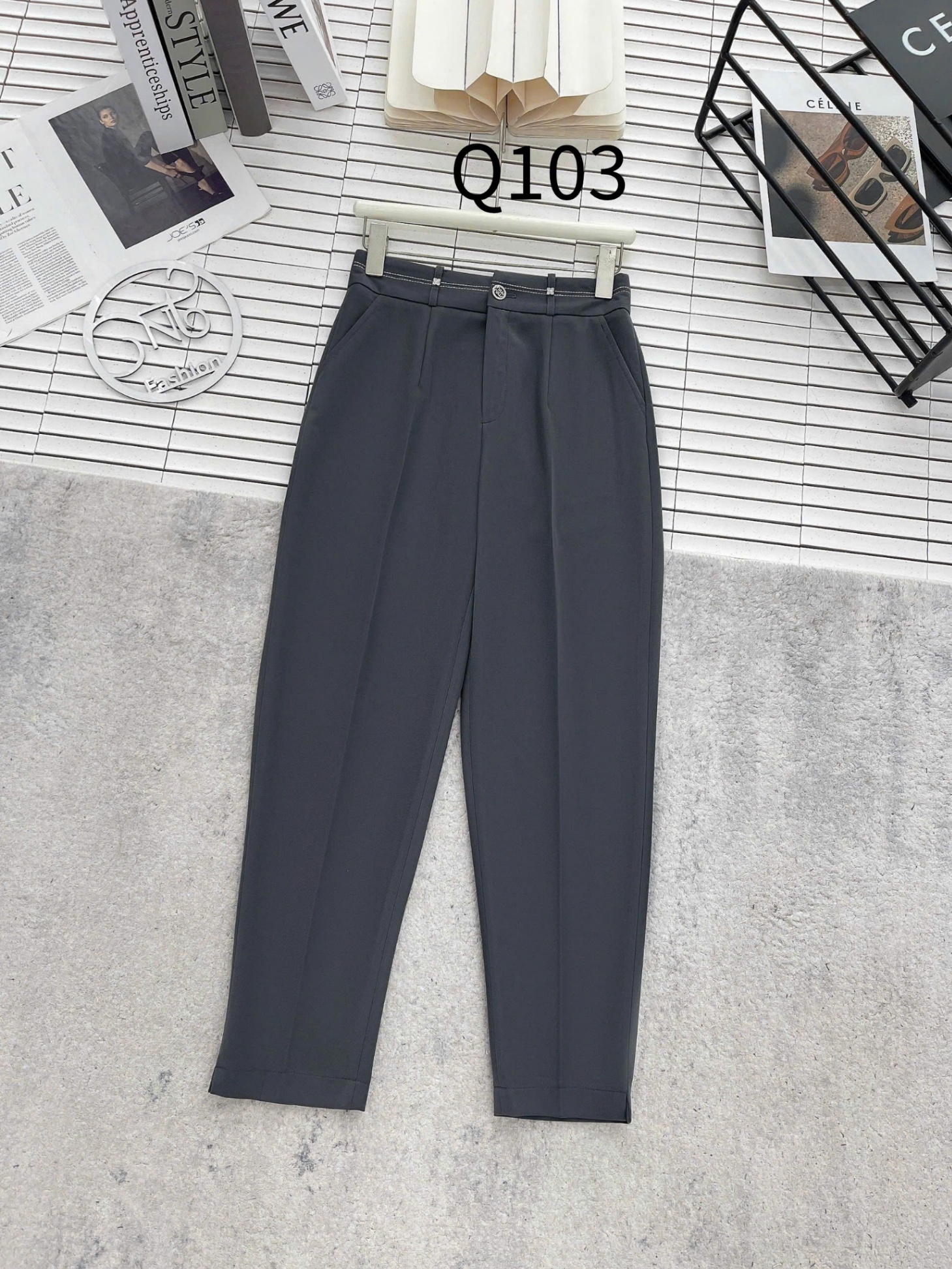 Q103 Quần baggy thêu chỉ tag hoa