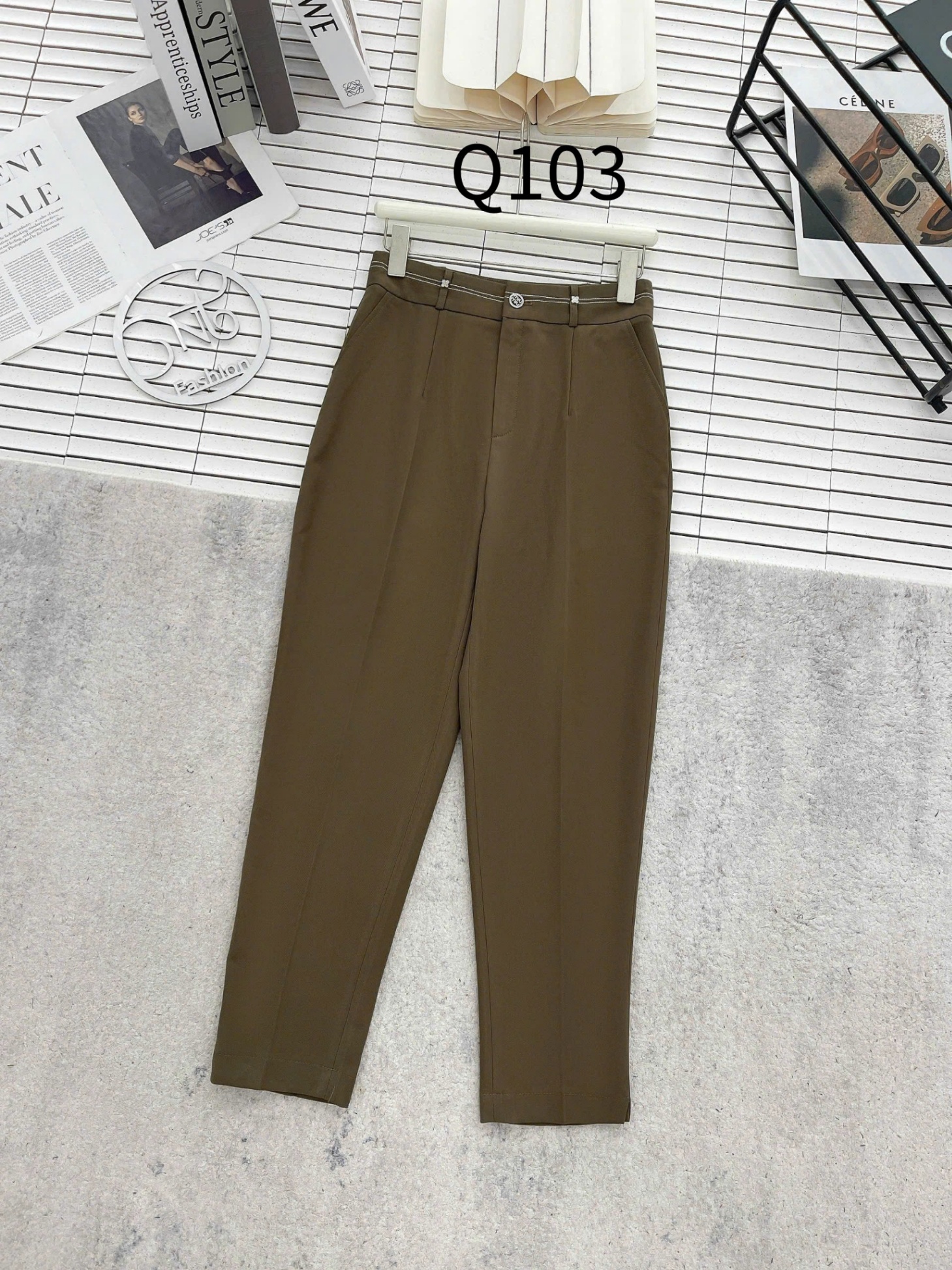 Q103 Quần baggy thêu chỉ tag hoa