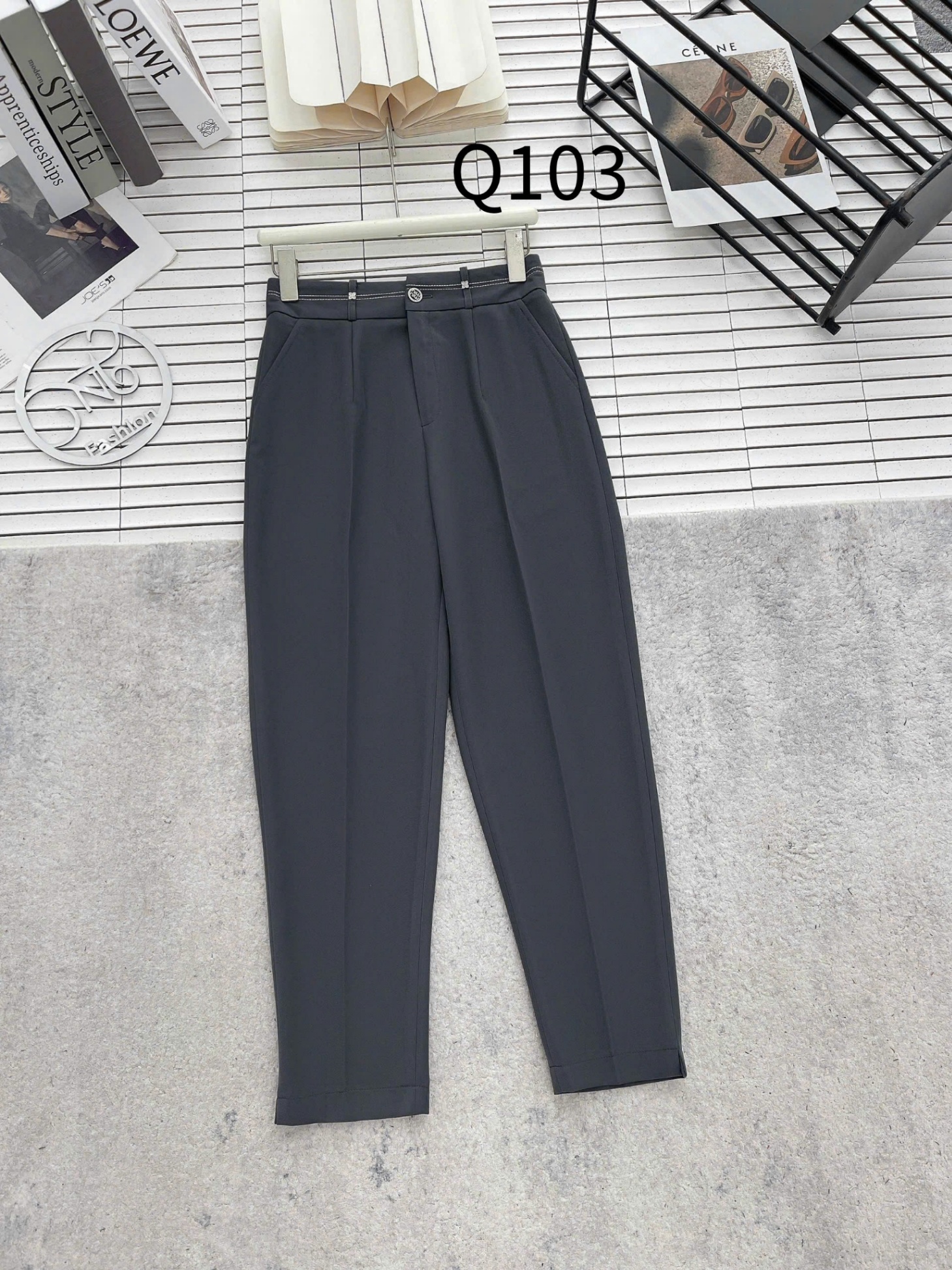 Q103 Quần baggy thêu chỉ tag hoa