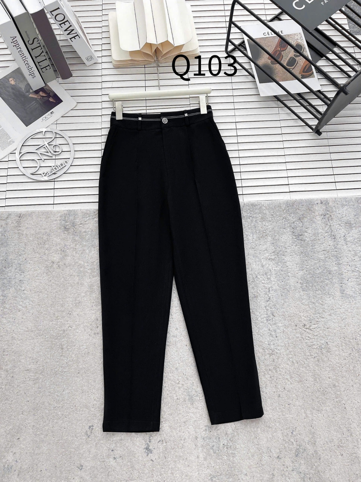 Q103 Quần baggy thêu chỉ tag hoa