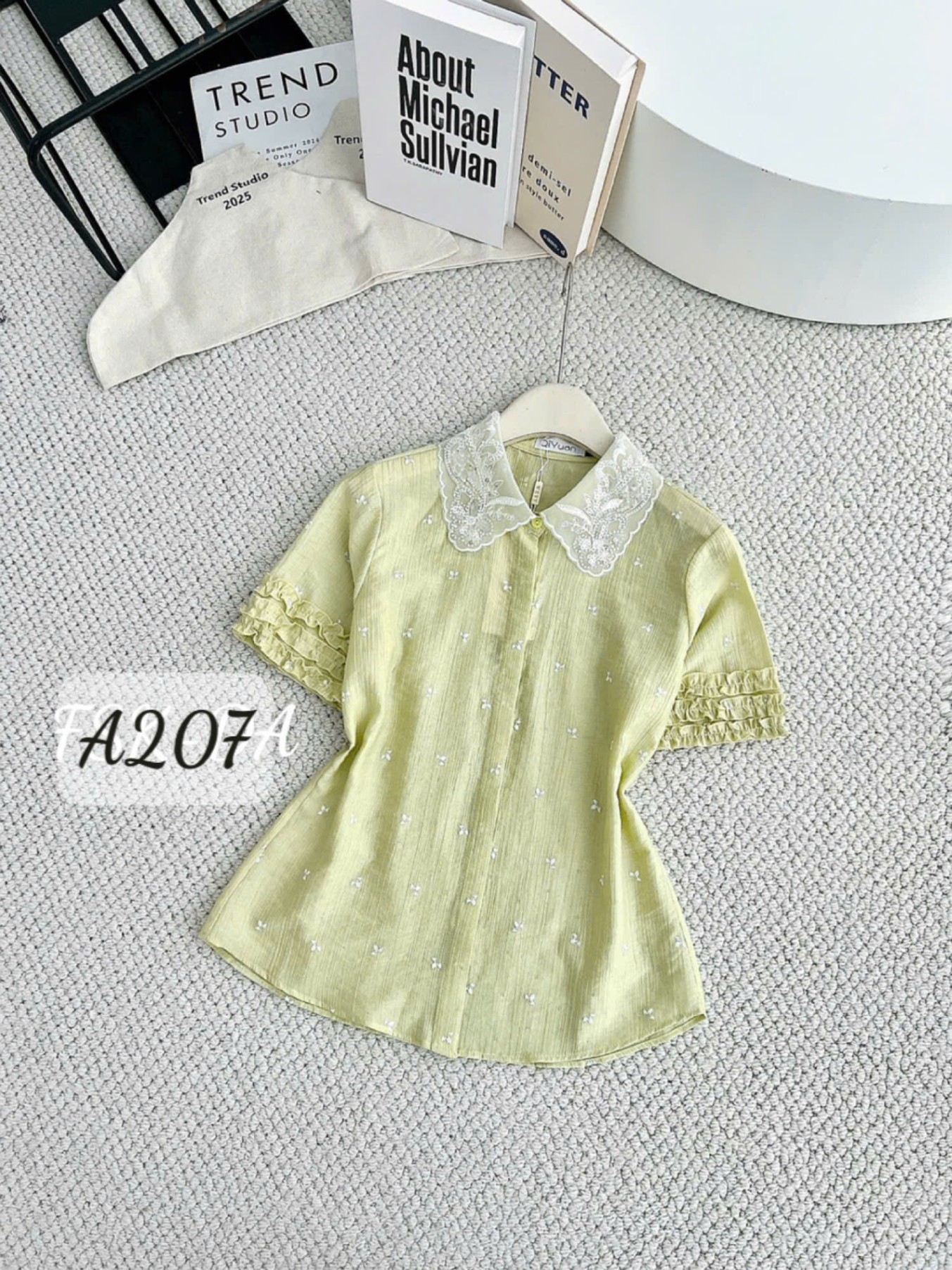 A207 Áo sơ mi cổ ren tay bèo