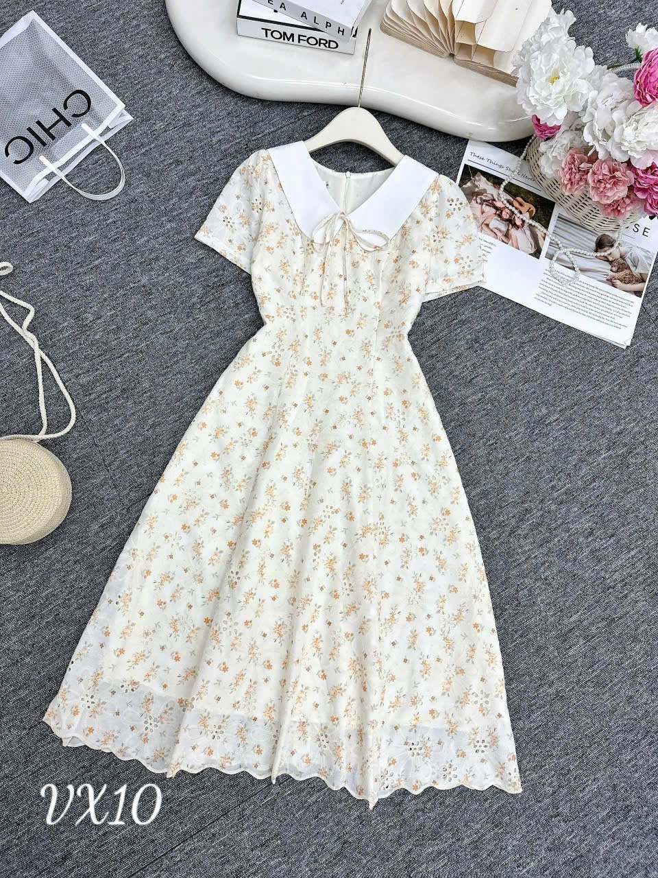 VX10 Váy dài cổ sen hoa nhí