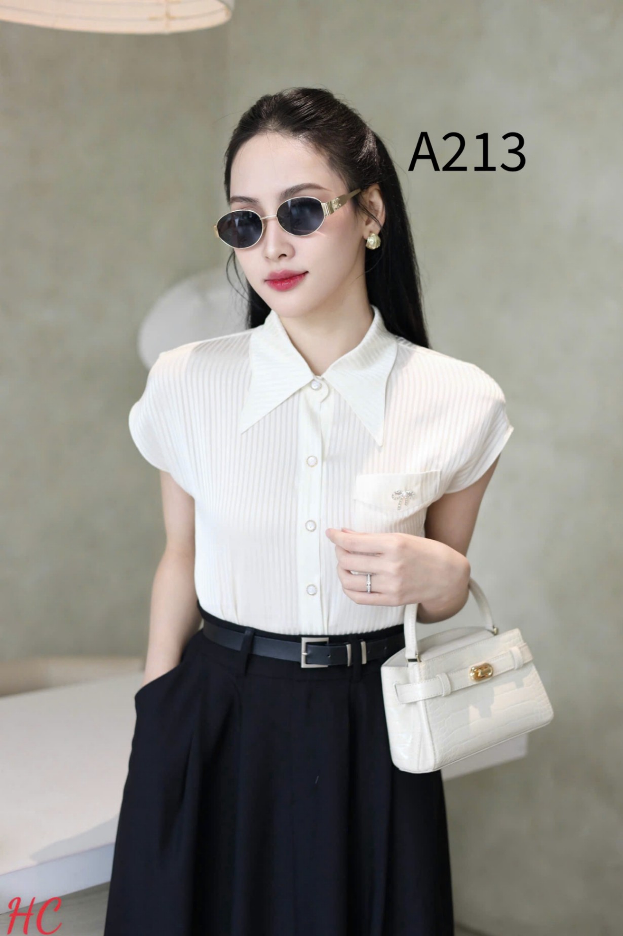 A213 Áo sơ mi cổ bướm túi ngực tag nơ