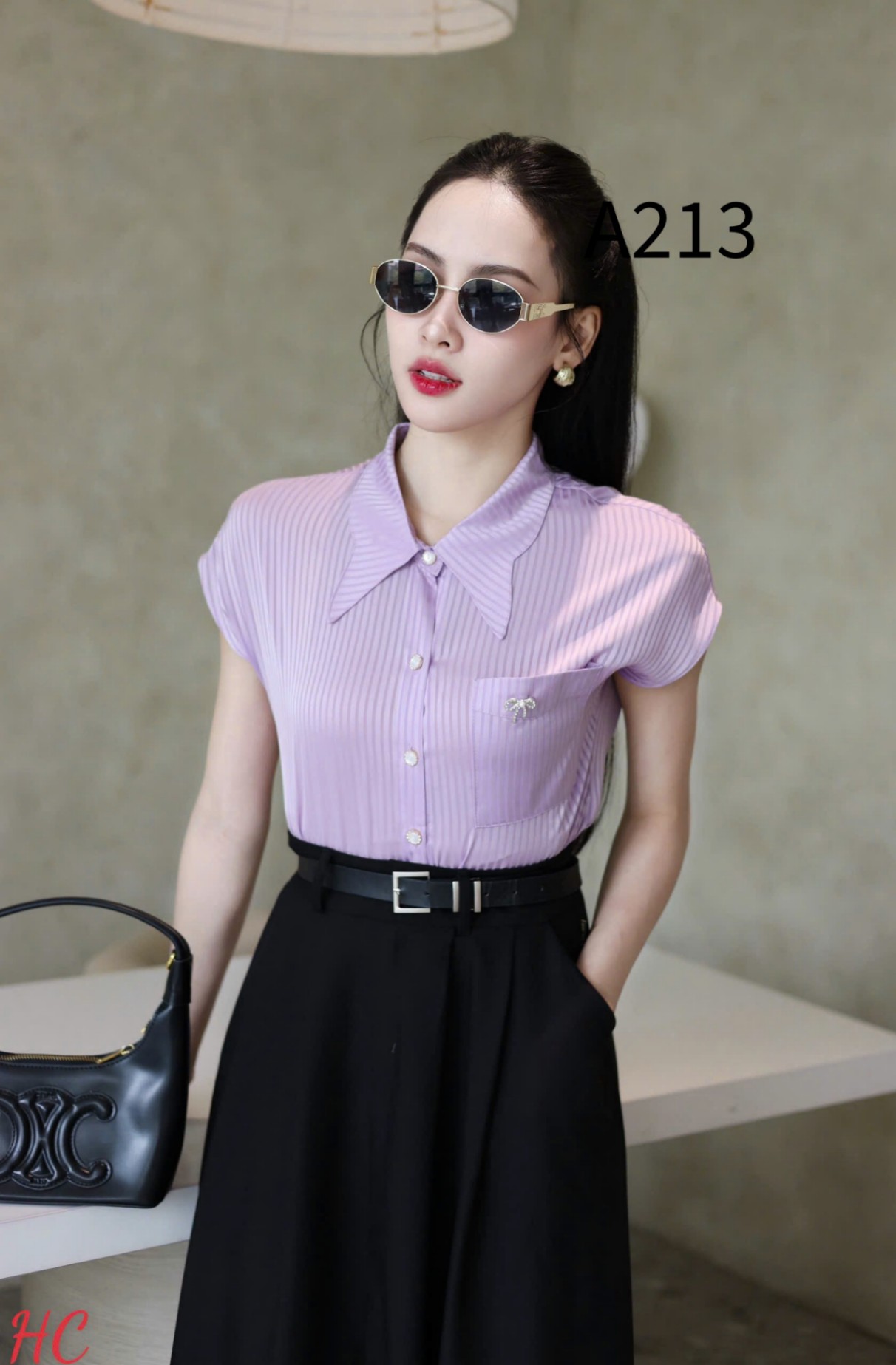A213 Áo sơ mi cổ bướm túi ngực tag nơ