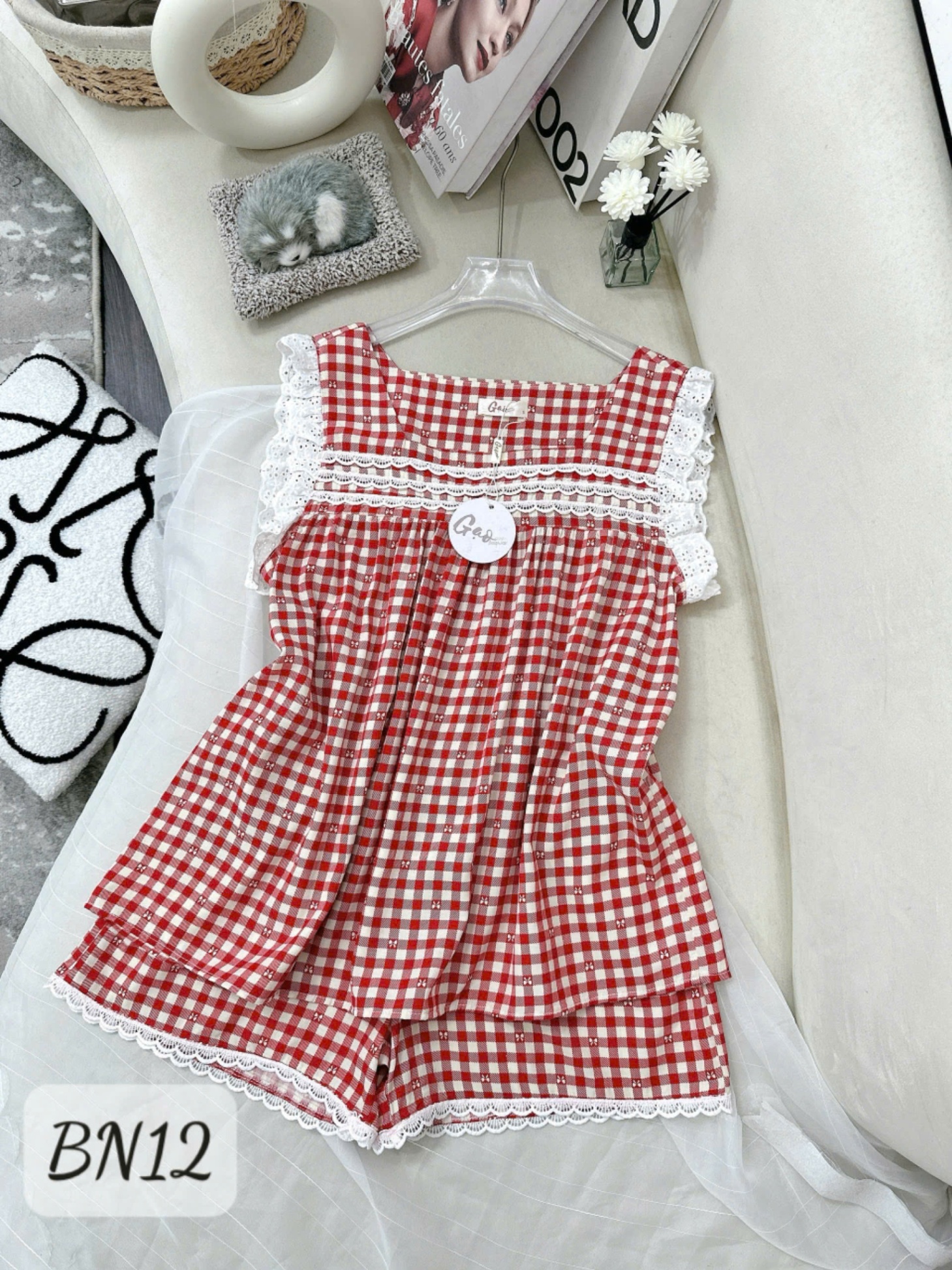BN12 Bộ ngủ kẻ phối ren