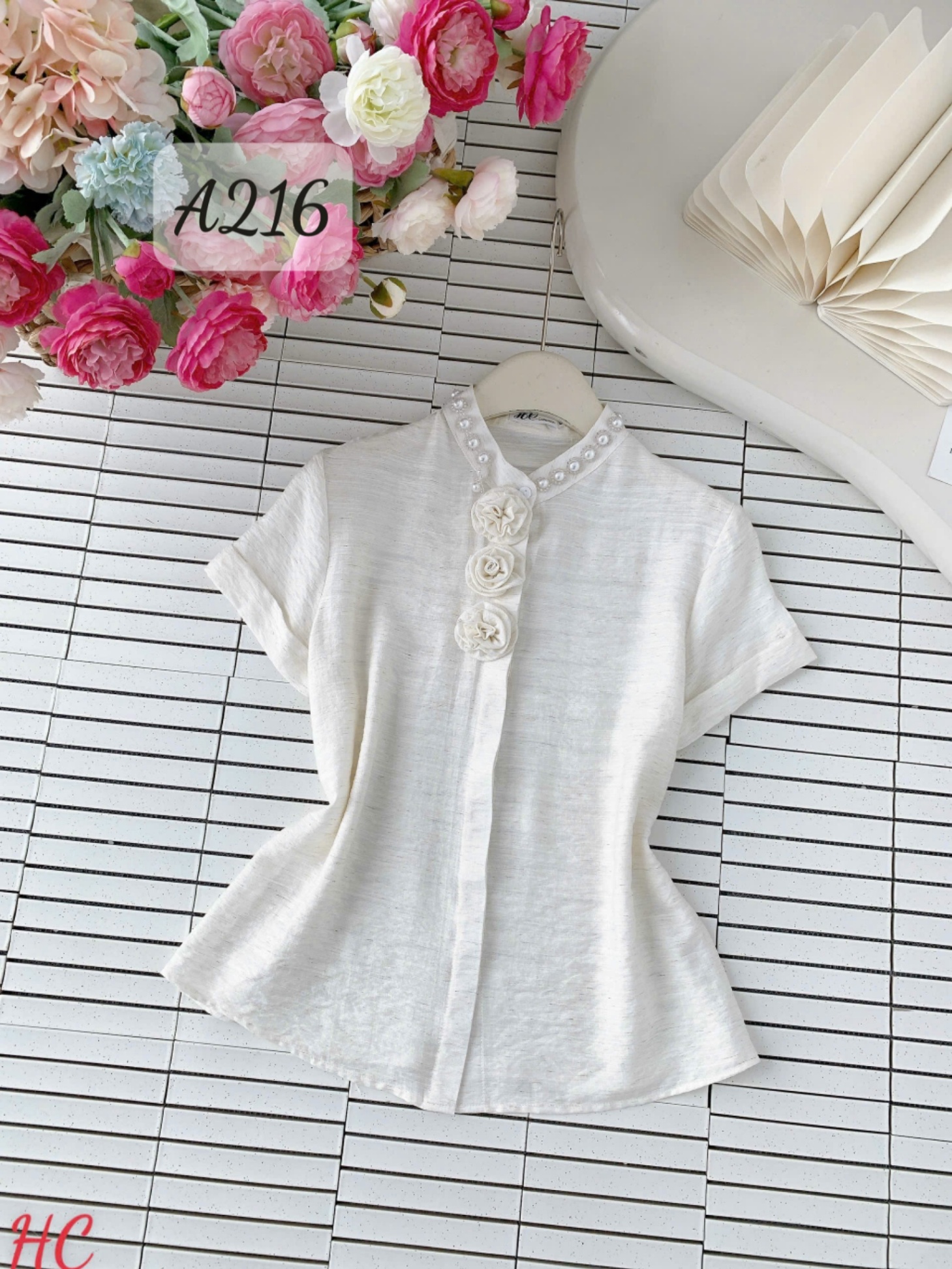 A216 Áo sơ mi ngọc đính cổ