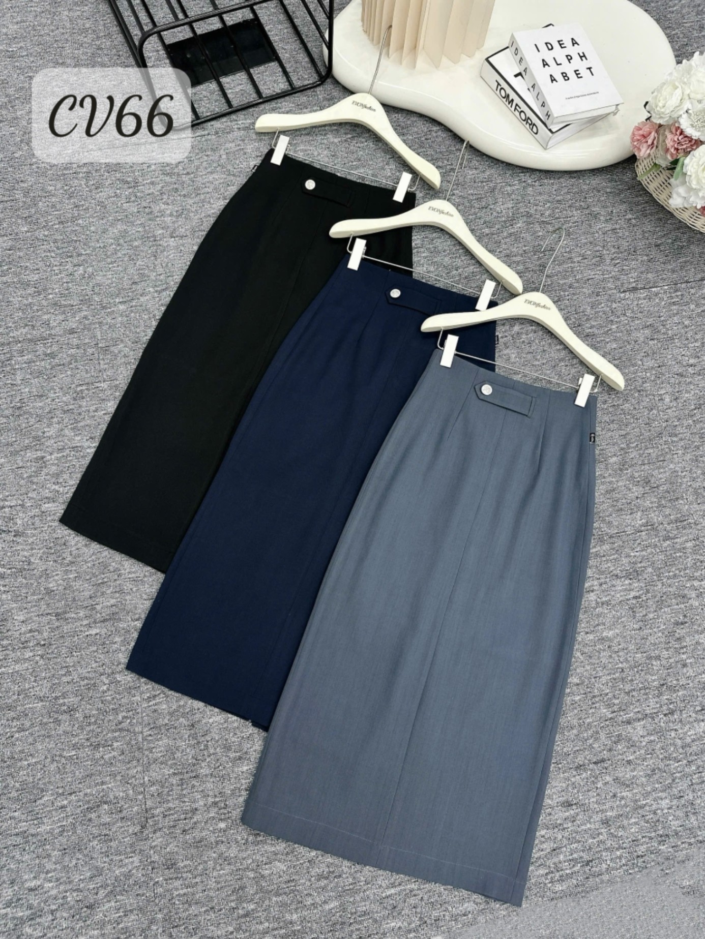 CV66 CV Bút chì cúc giữa
