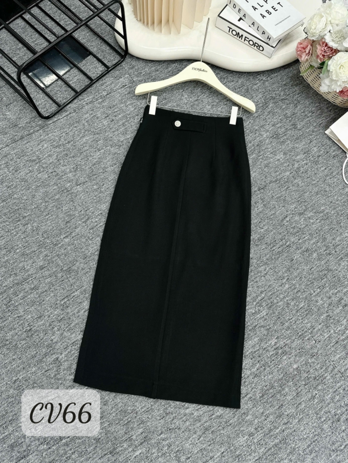 CV66 CV Bút chì cúc giữa