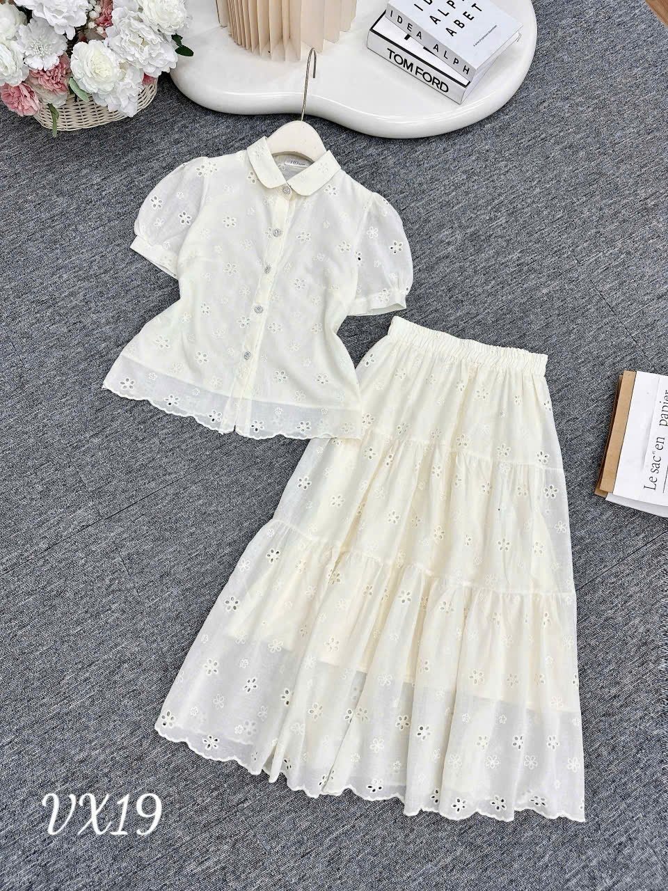 VX19 Set váy ren cúc ngọc