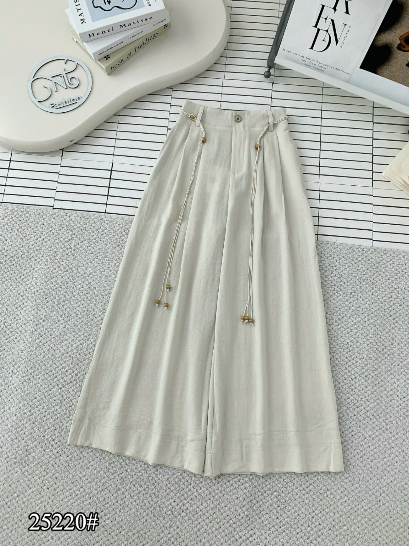 QC25220 Quần xuông kèm dây charm