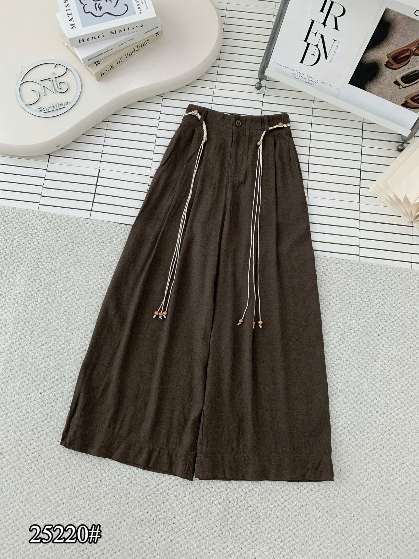 QC25220 Quần xuông kèm dây charm