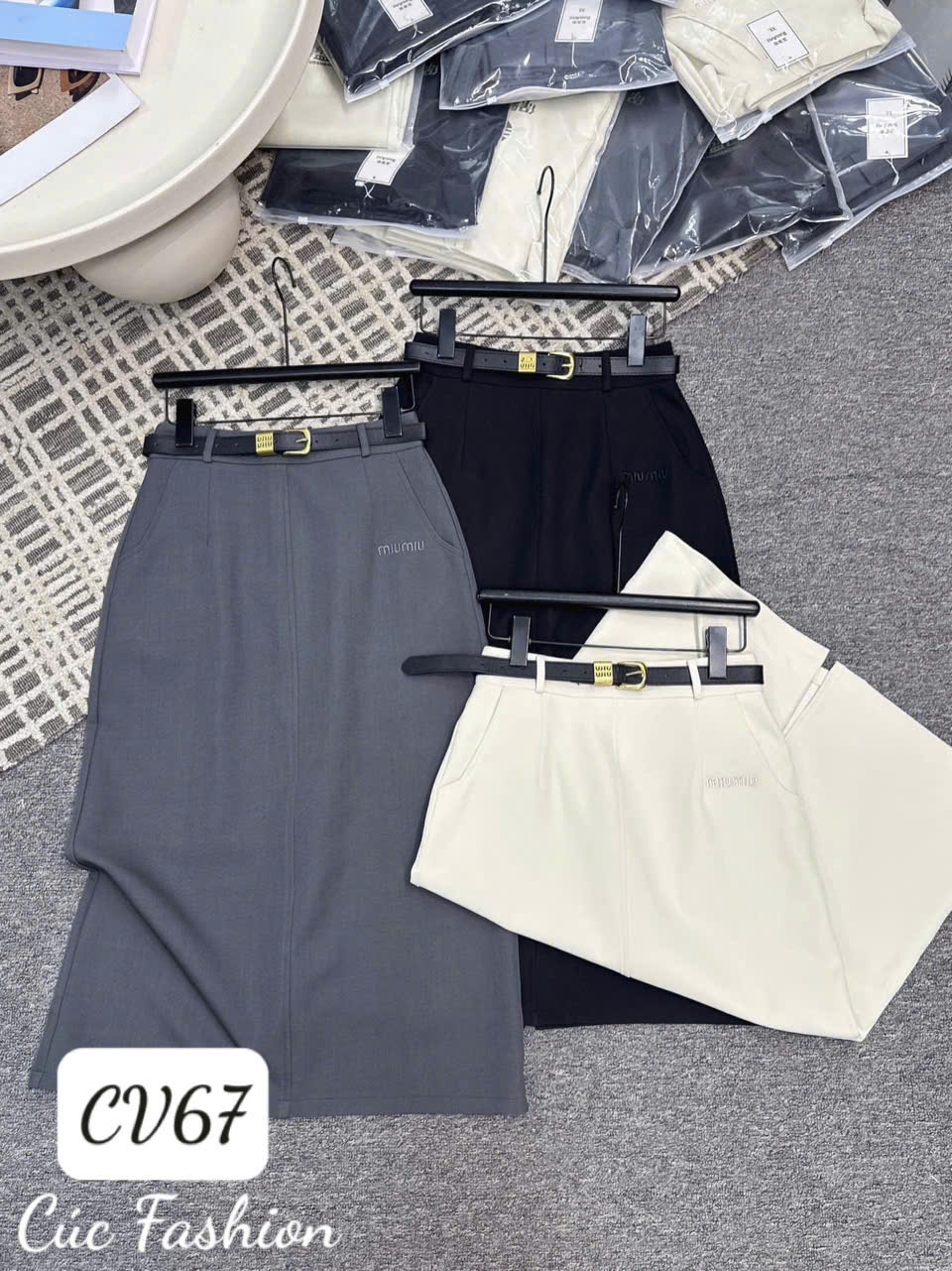 CV67 Chân váy dài Miumiu kèm đai