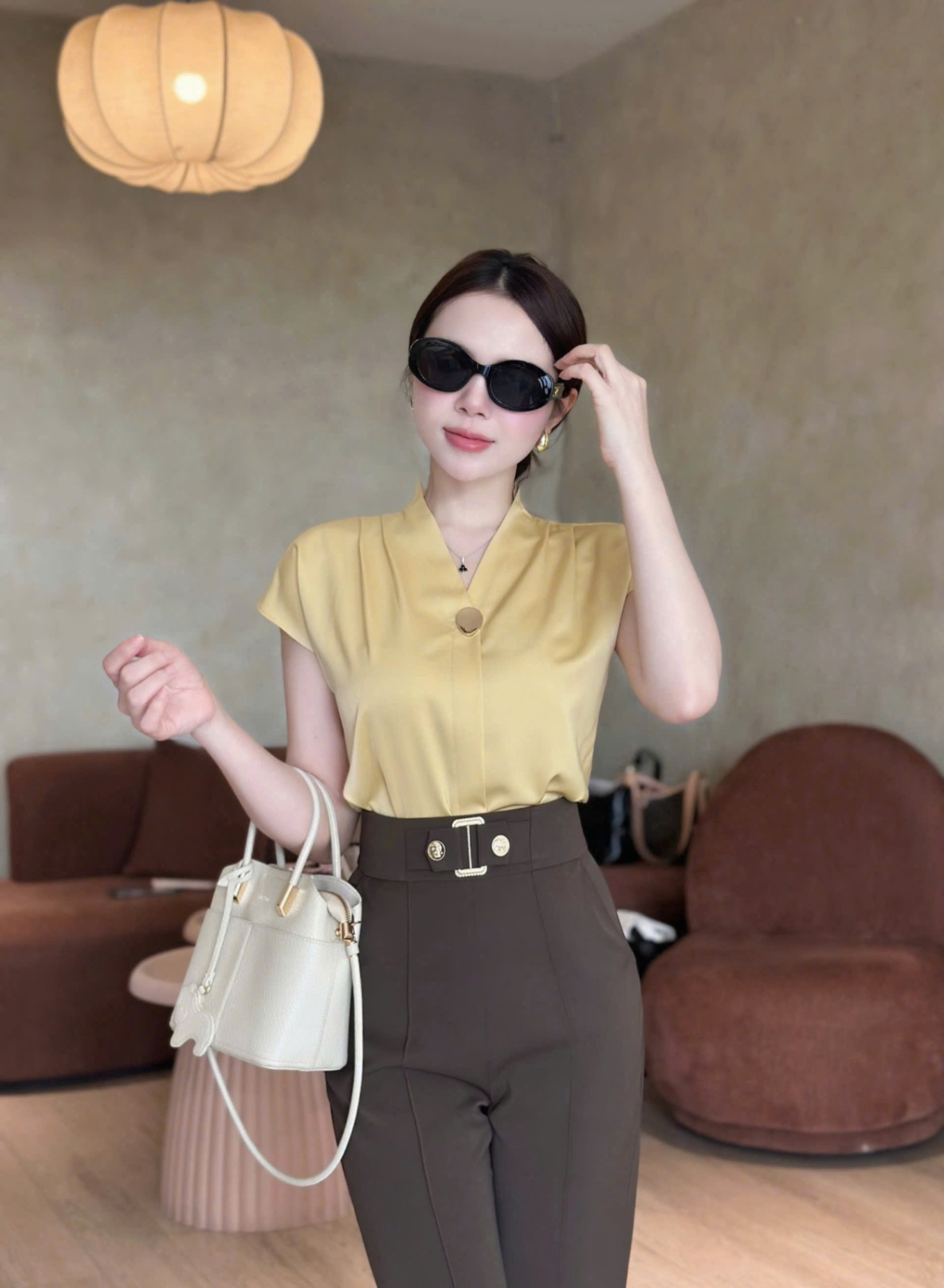 AM93 áo cộc khuy trứng