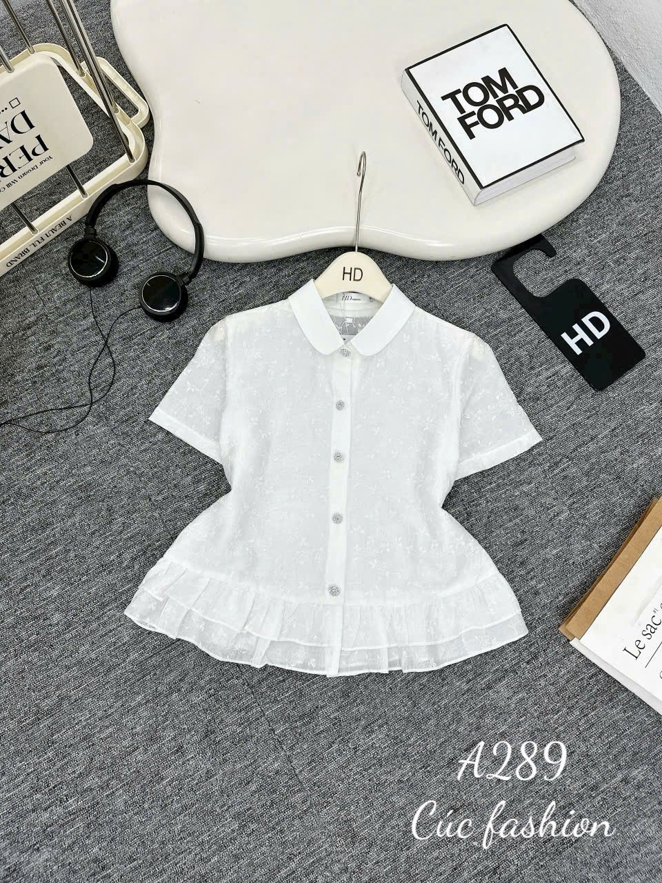 A289 Áo sơ mi chấm bi phối bèo